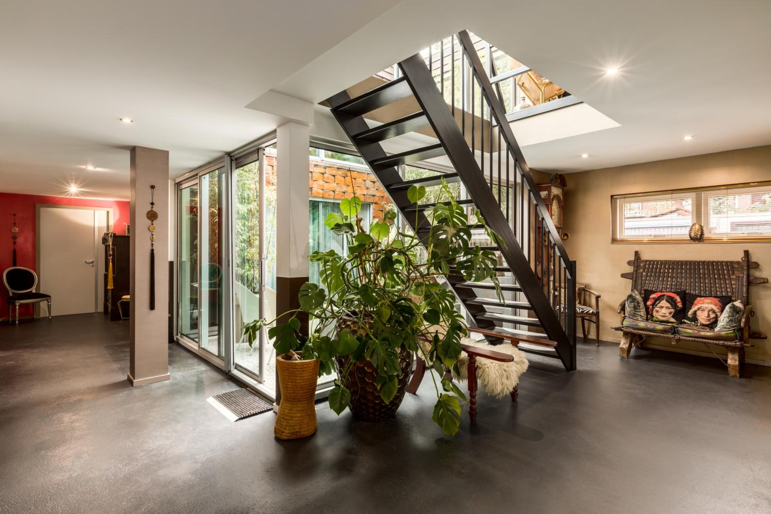 Three-Bedroom House photo 2