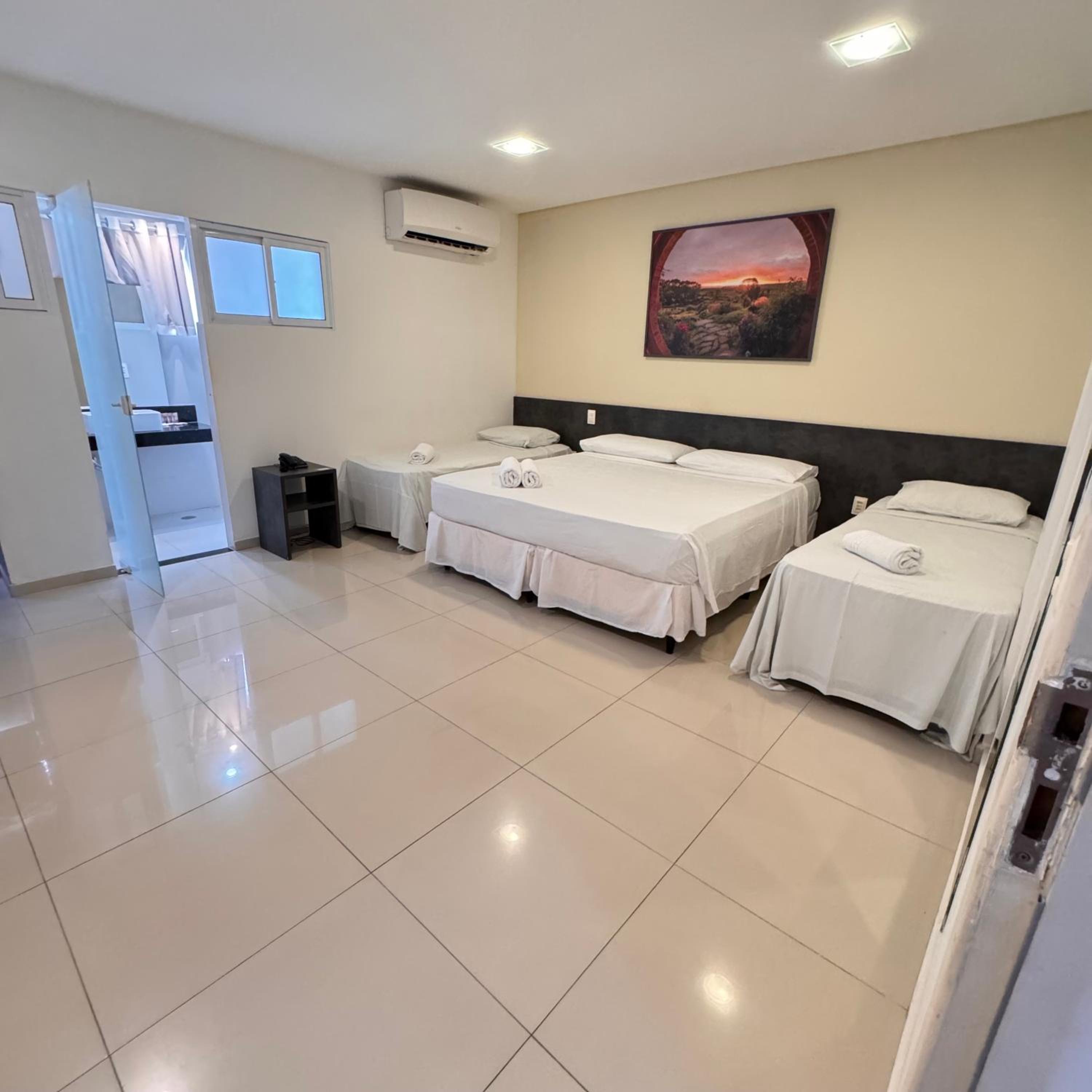 Comfort Quadruple Room - Photo 3