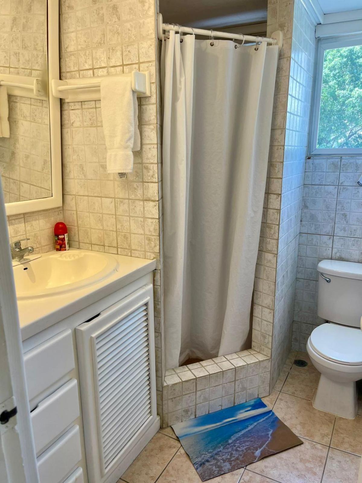 Studio Apartment photo 3