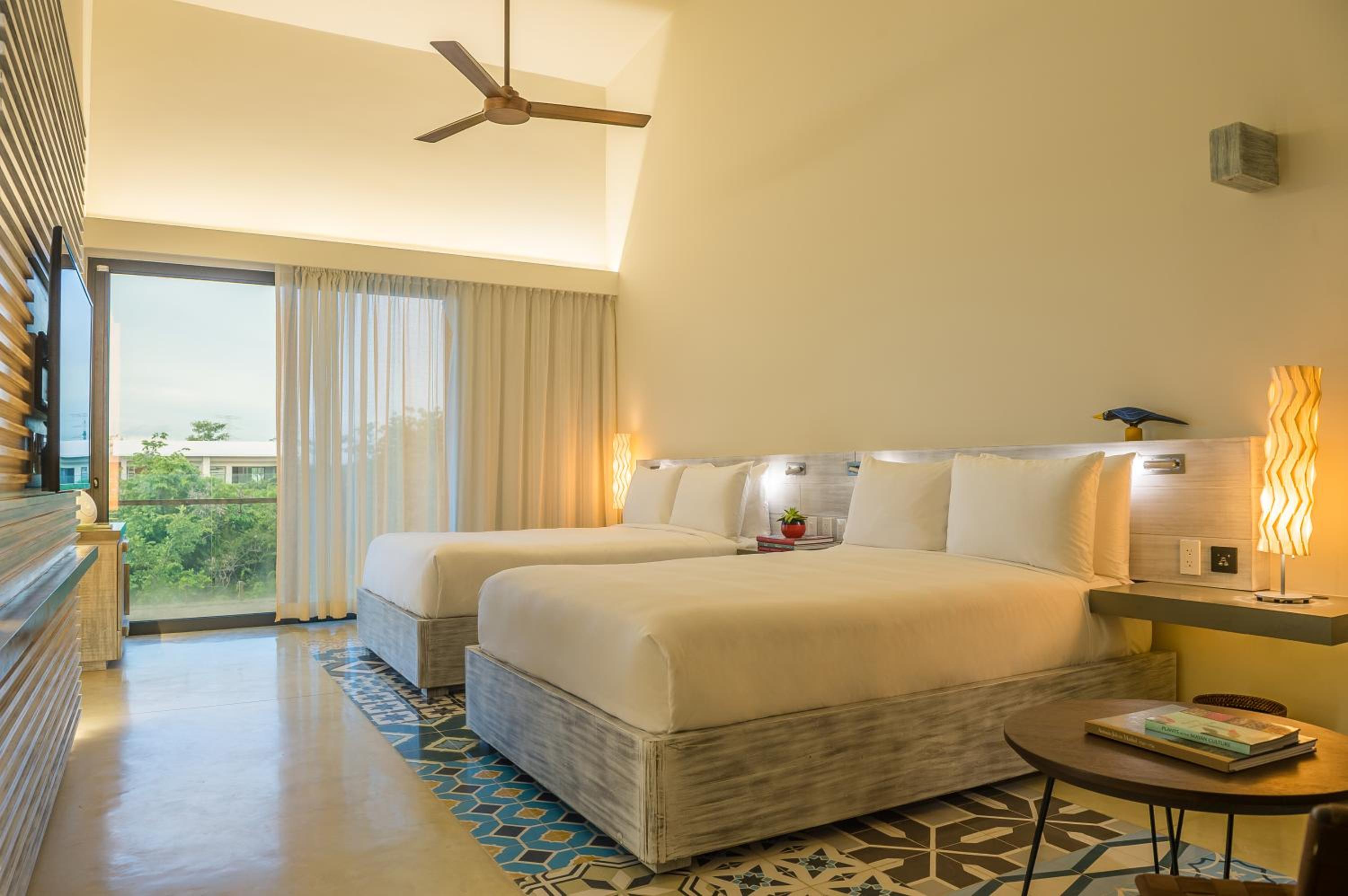 Double Room with Two Double Beds - Photo 11