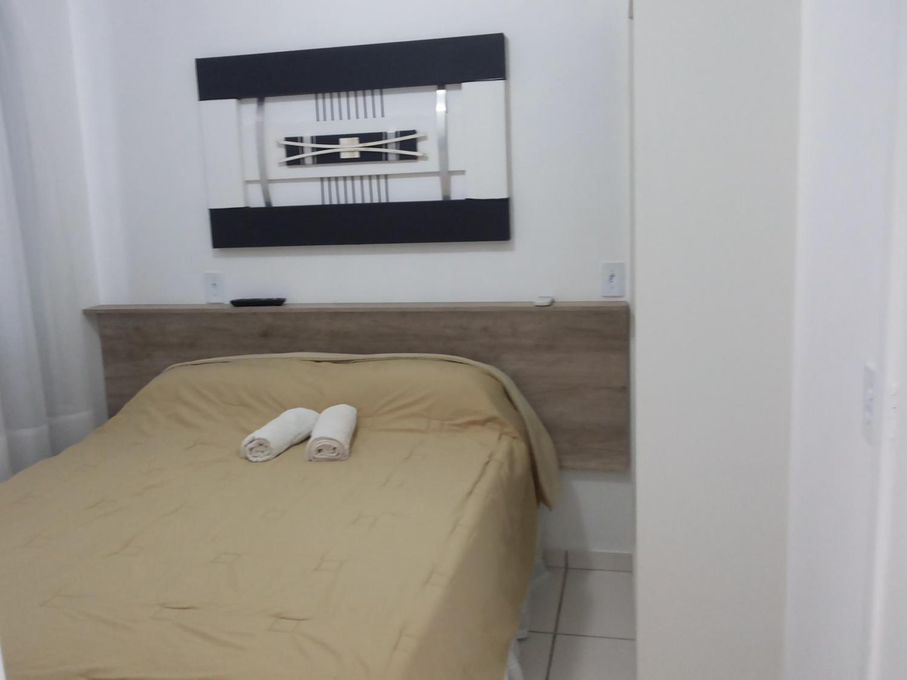 One-Bedroom Apartment - Photo 1