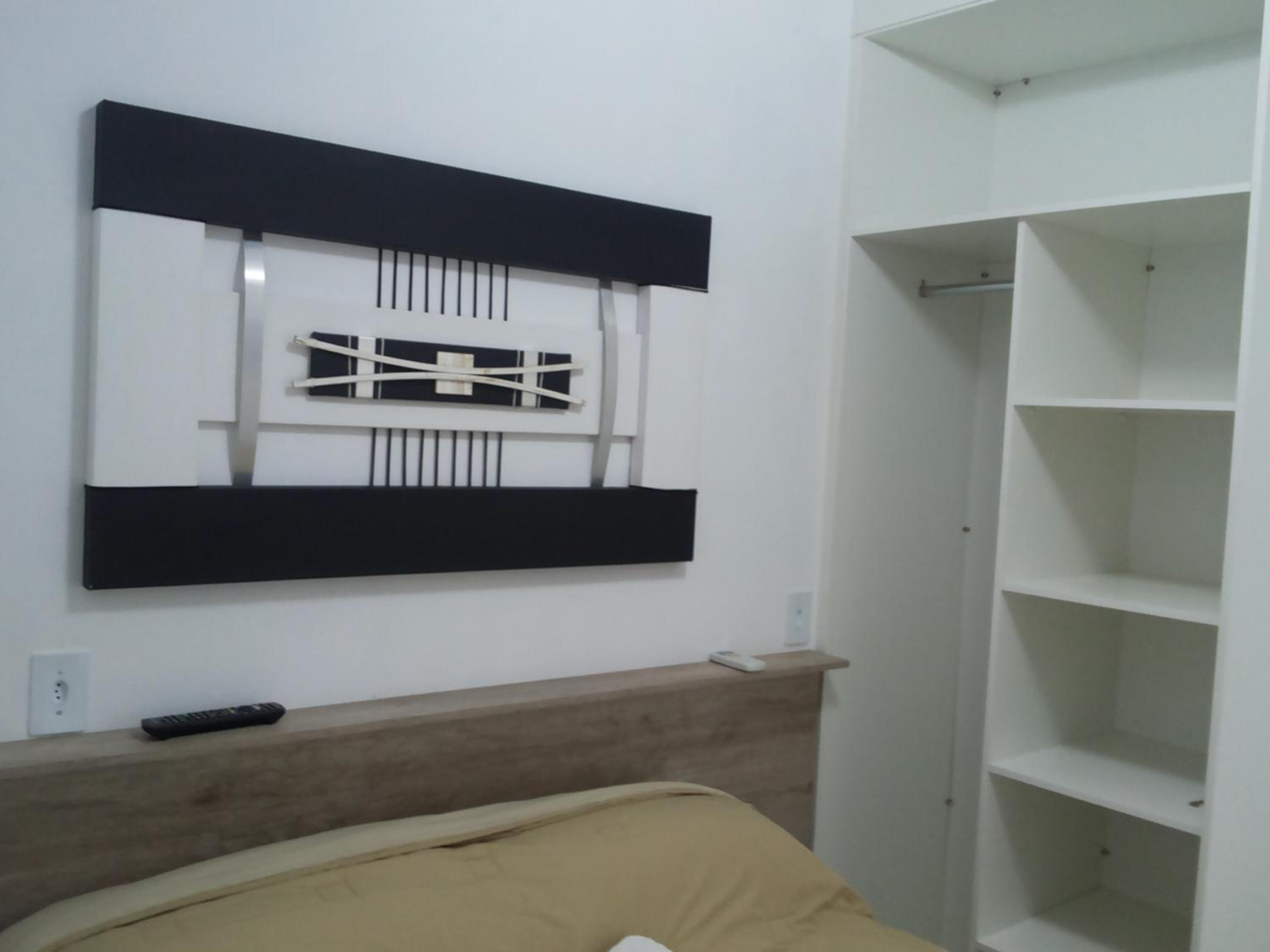 One-Bedroom Apartment - Photo 25