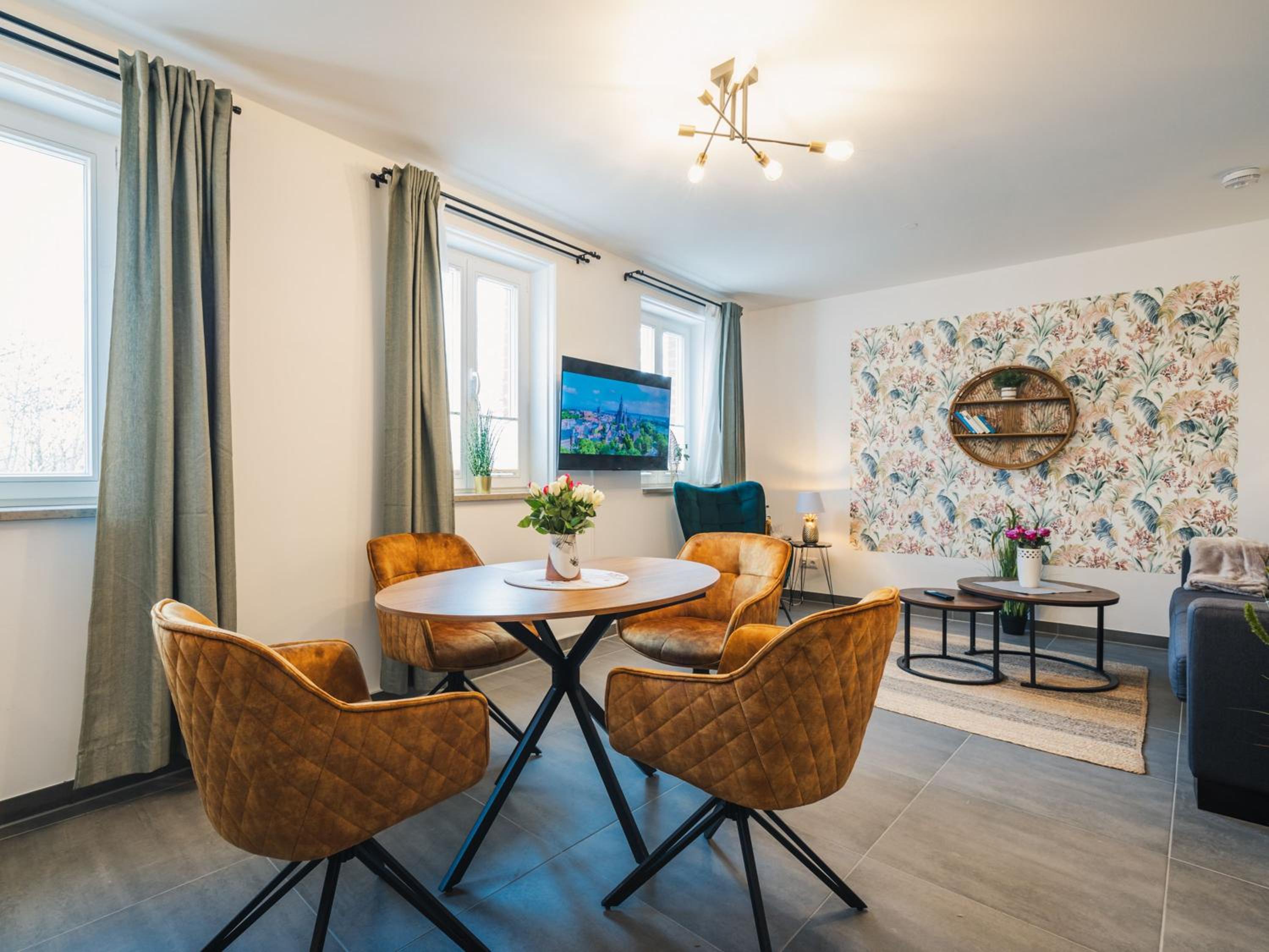 One-Bedroom Apartment with Balcony photo 1