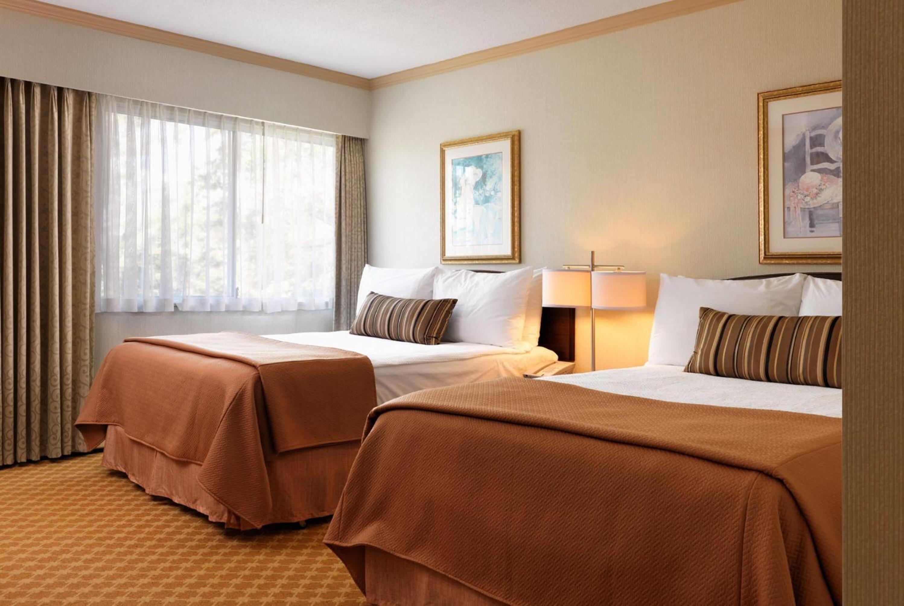 One-Bedroom Suite with Two Double Beds - Non-Smoking - Photo 5