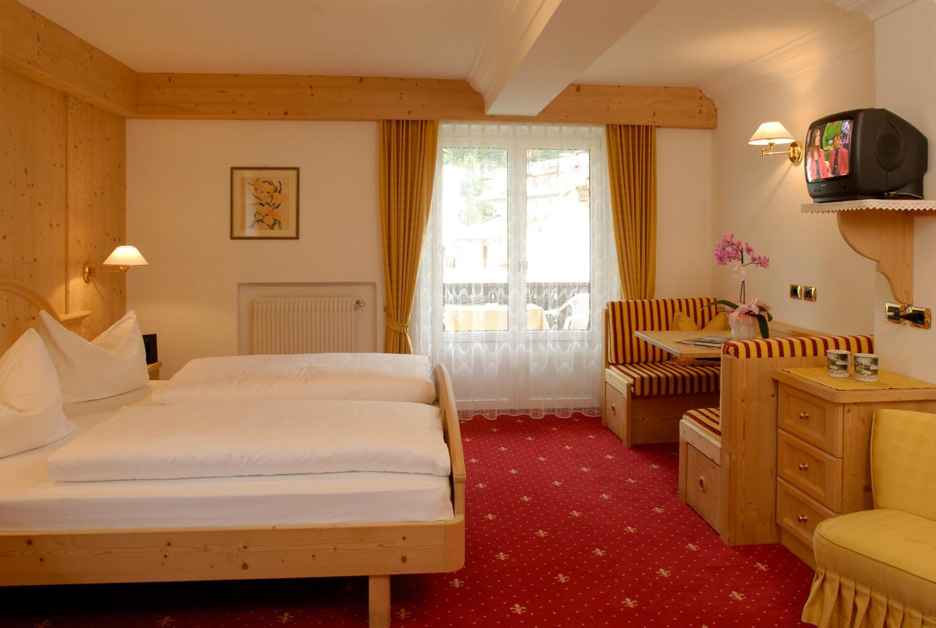 Standard Double Room photo 2