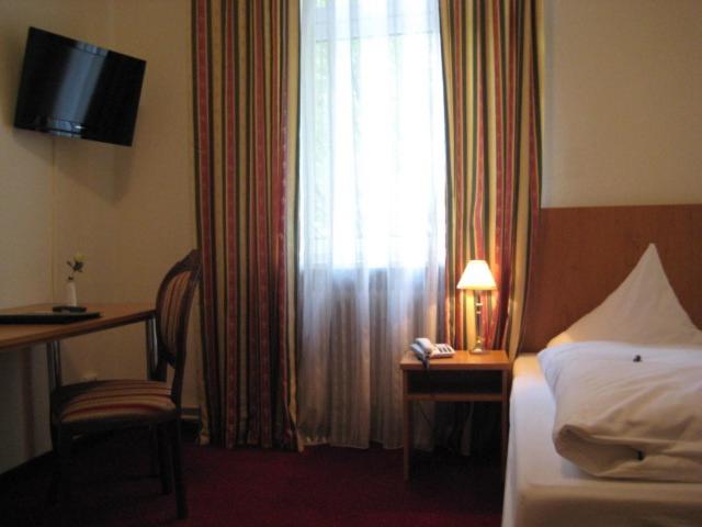 Single Room photo 1