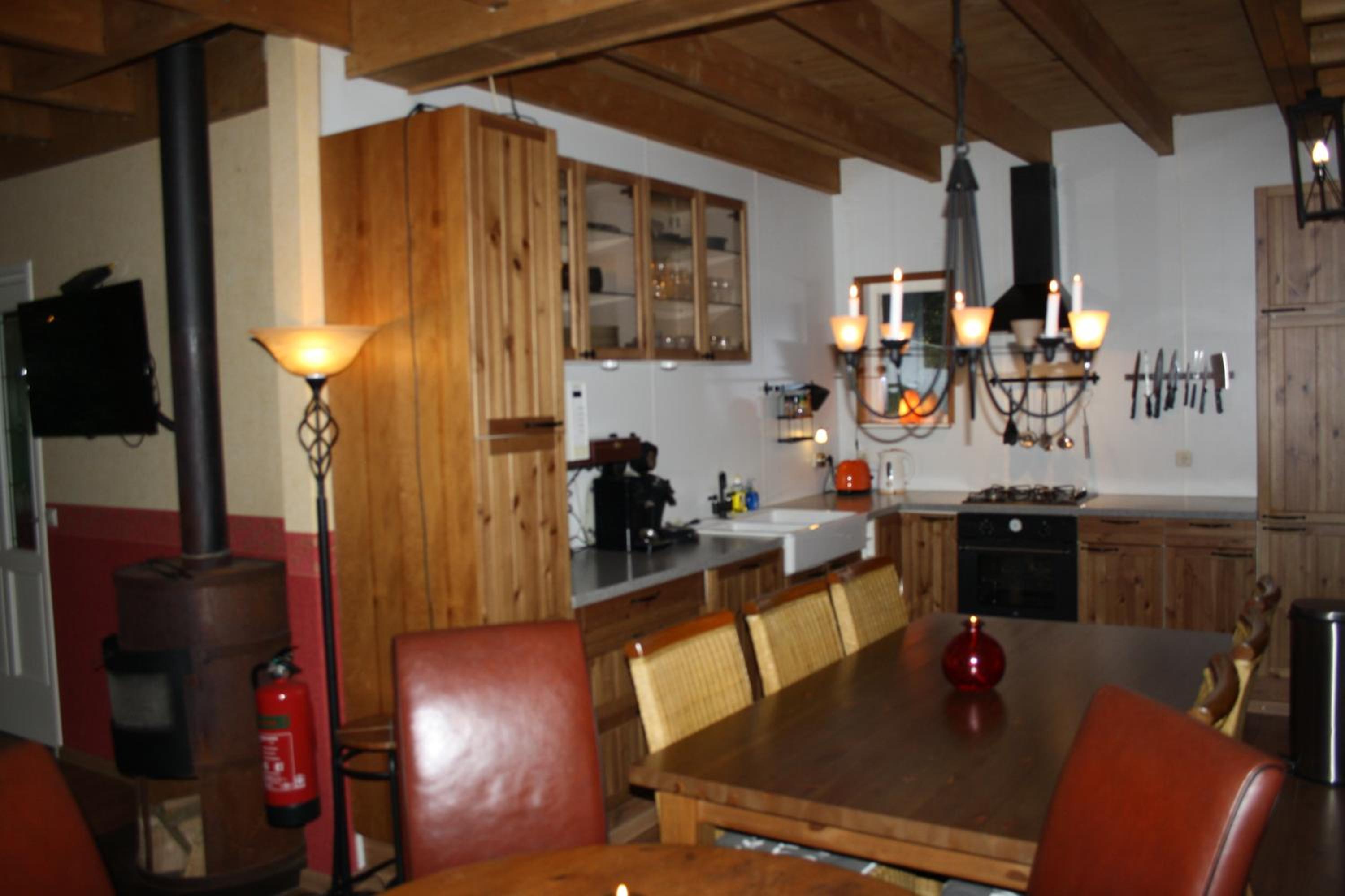 Villa photo 3
