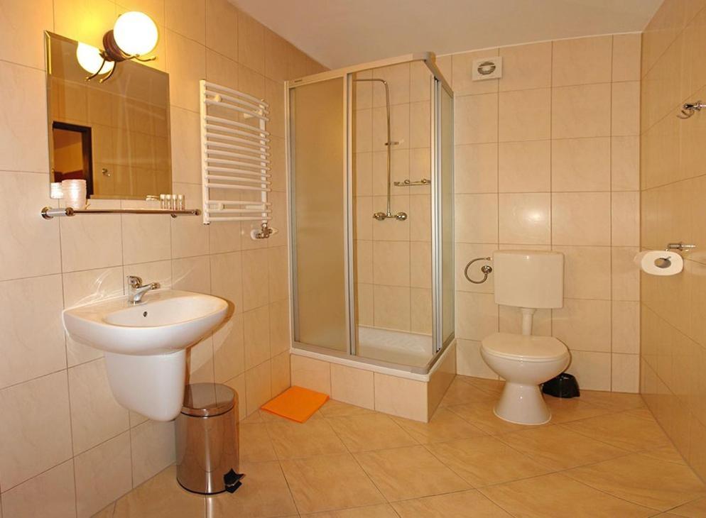 Double or Twin Room photo 1