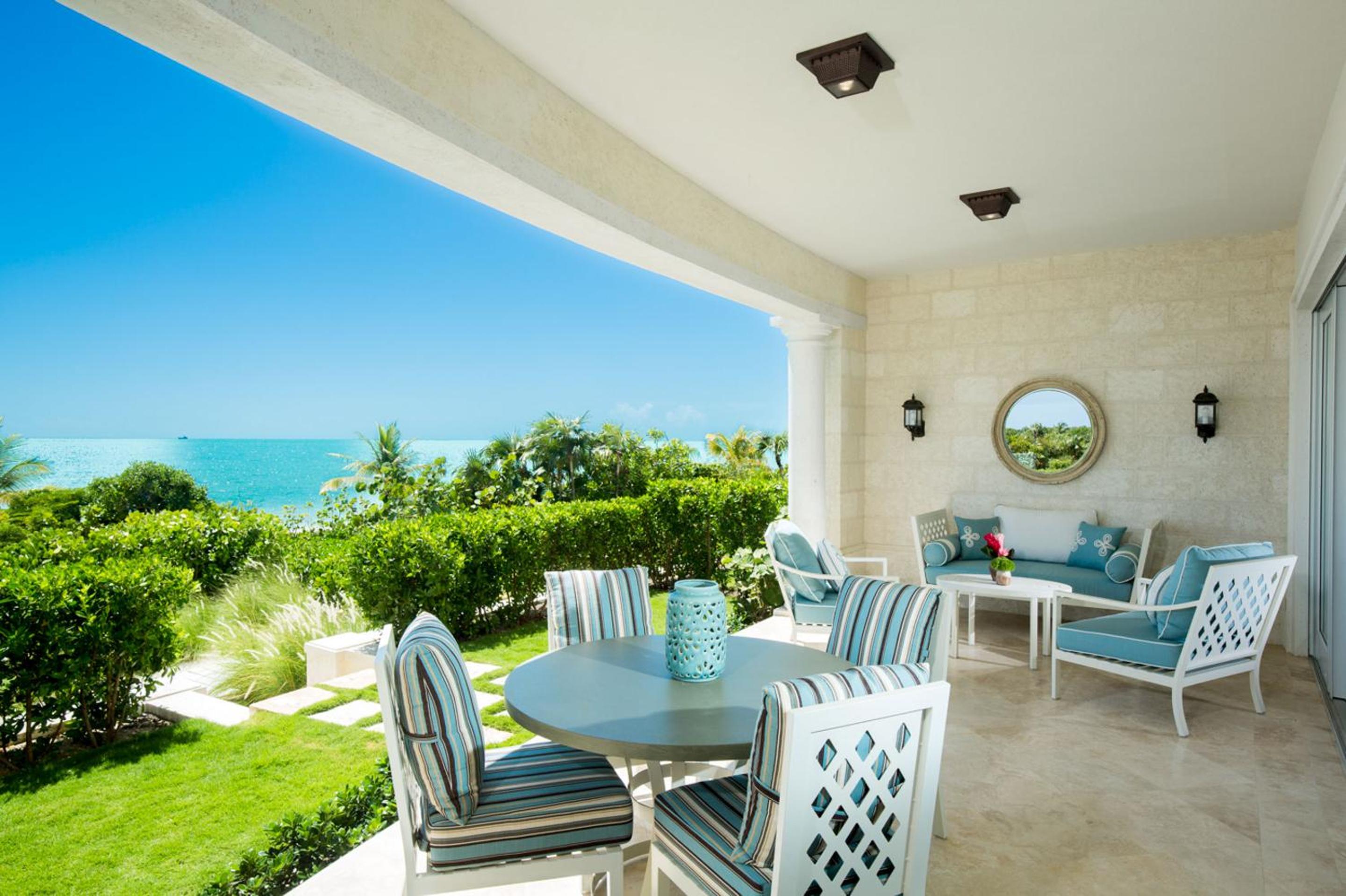 Three-bedroom Oceanfront Suite