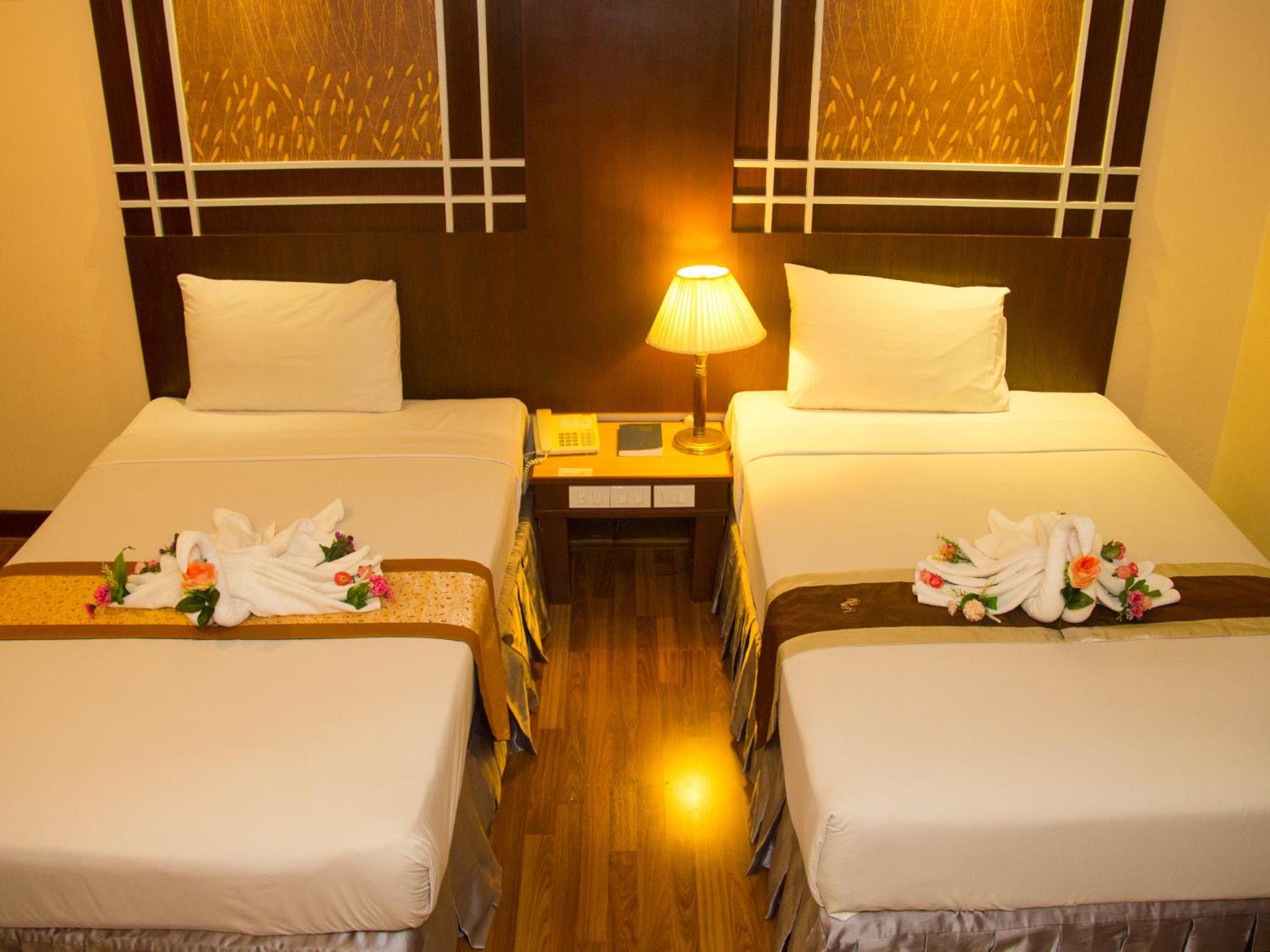 Deluxe Twin Room photo 2
