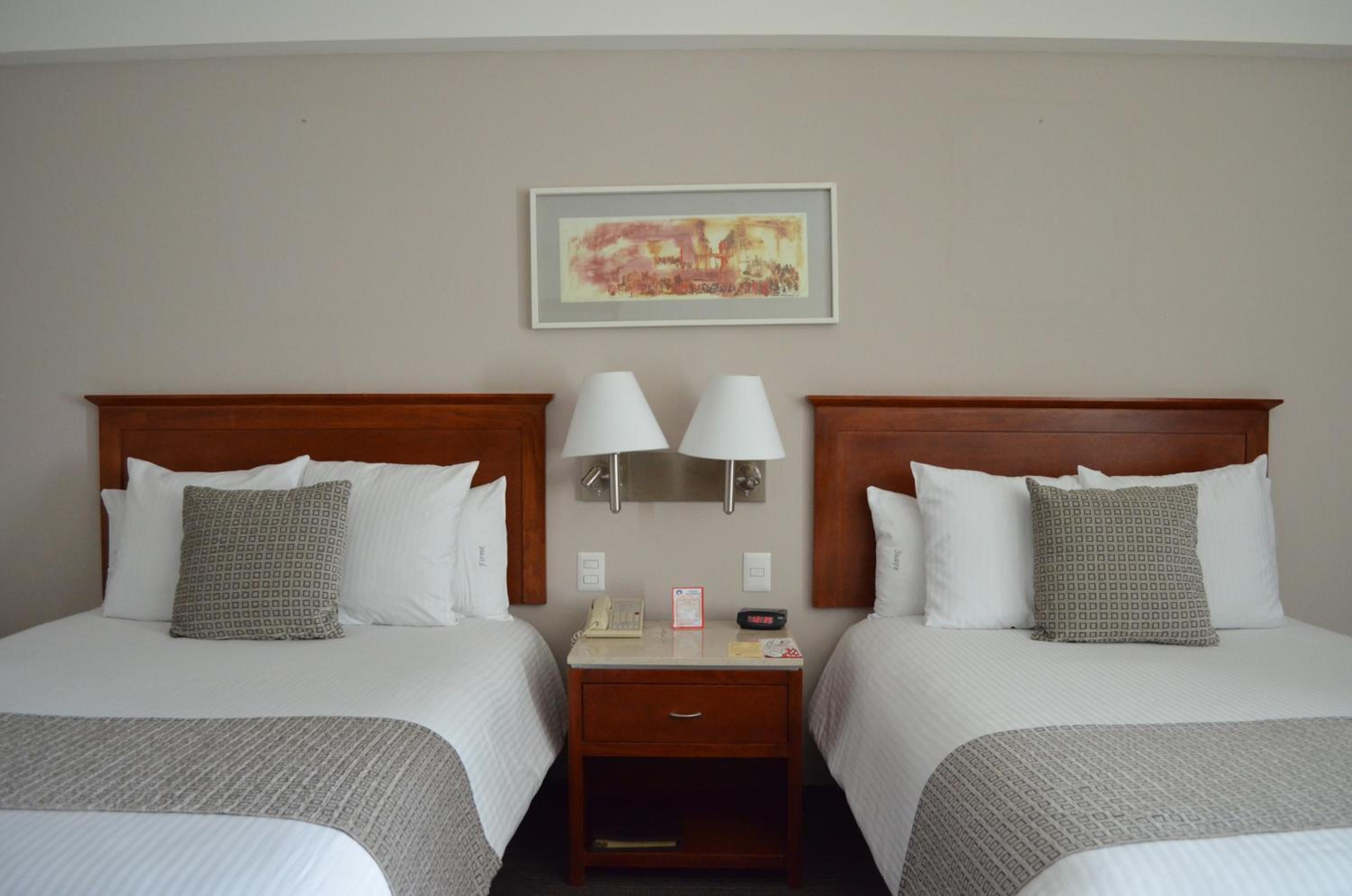 Standard Double Room - Photo 6
