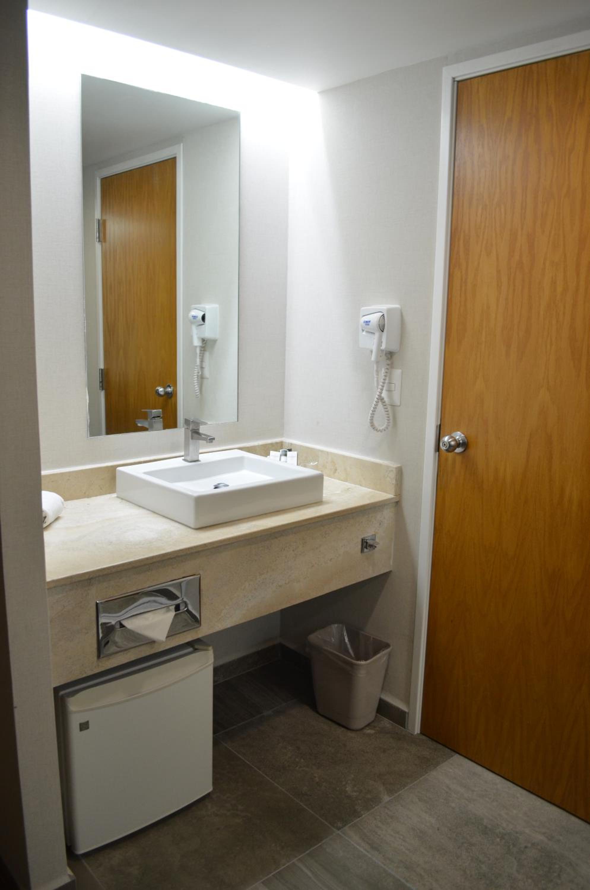Standard Double Room - Photo 4
