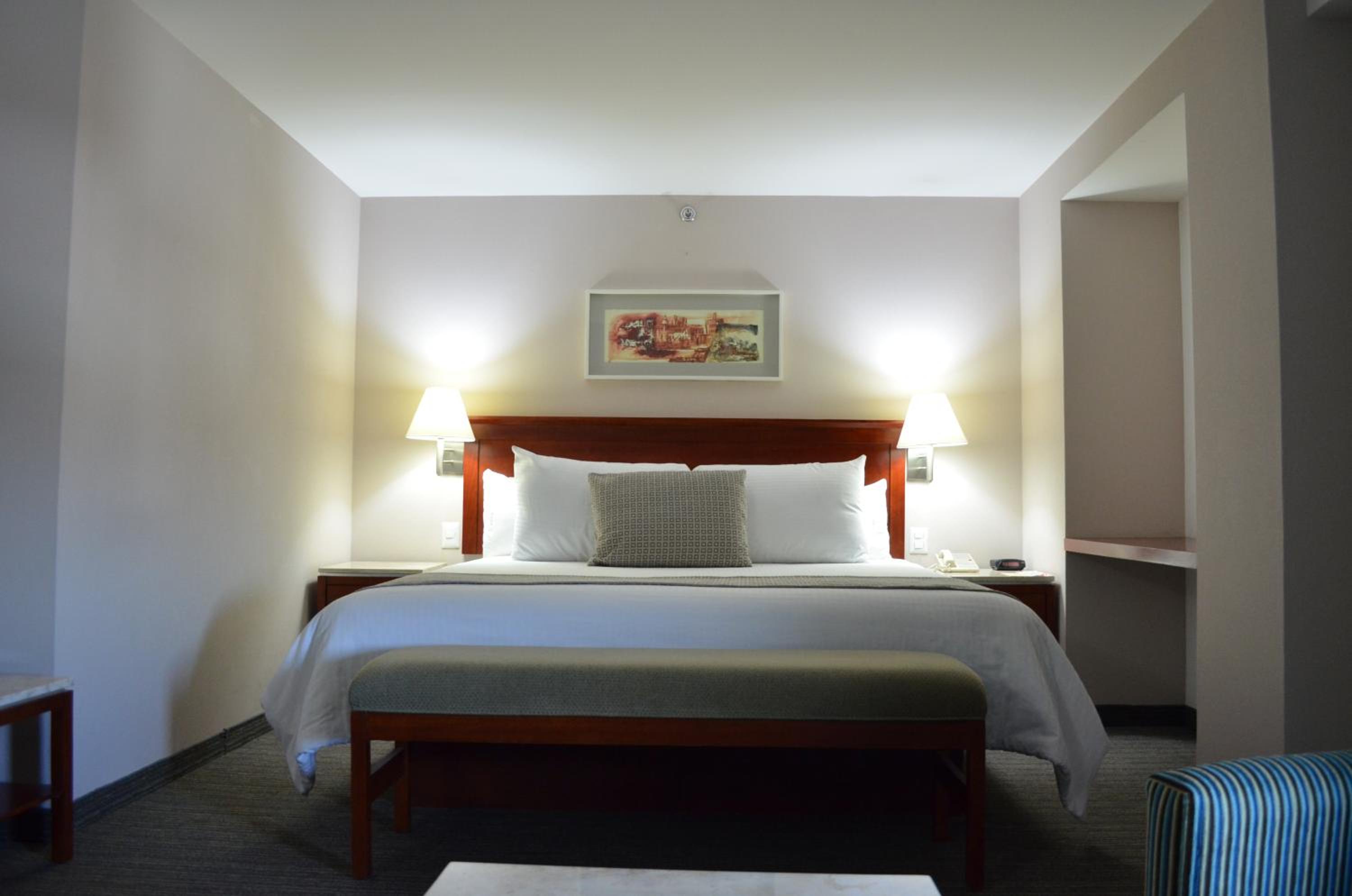 Junior Suite - Photo 1