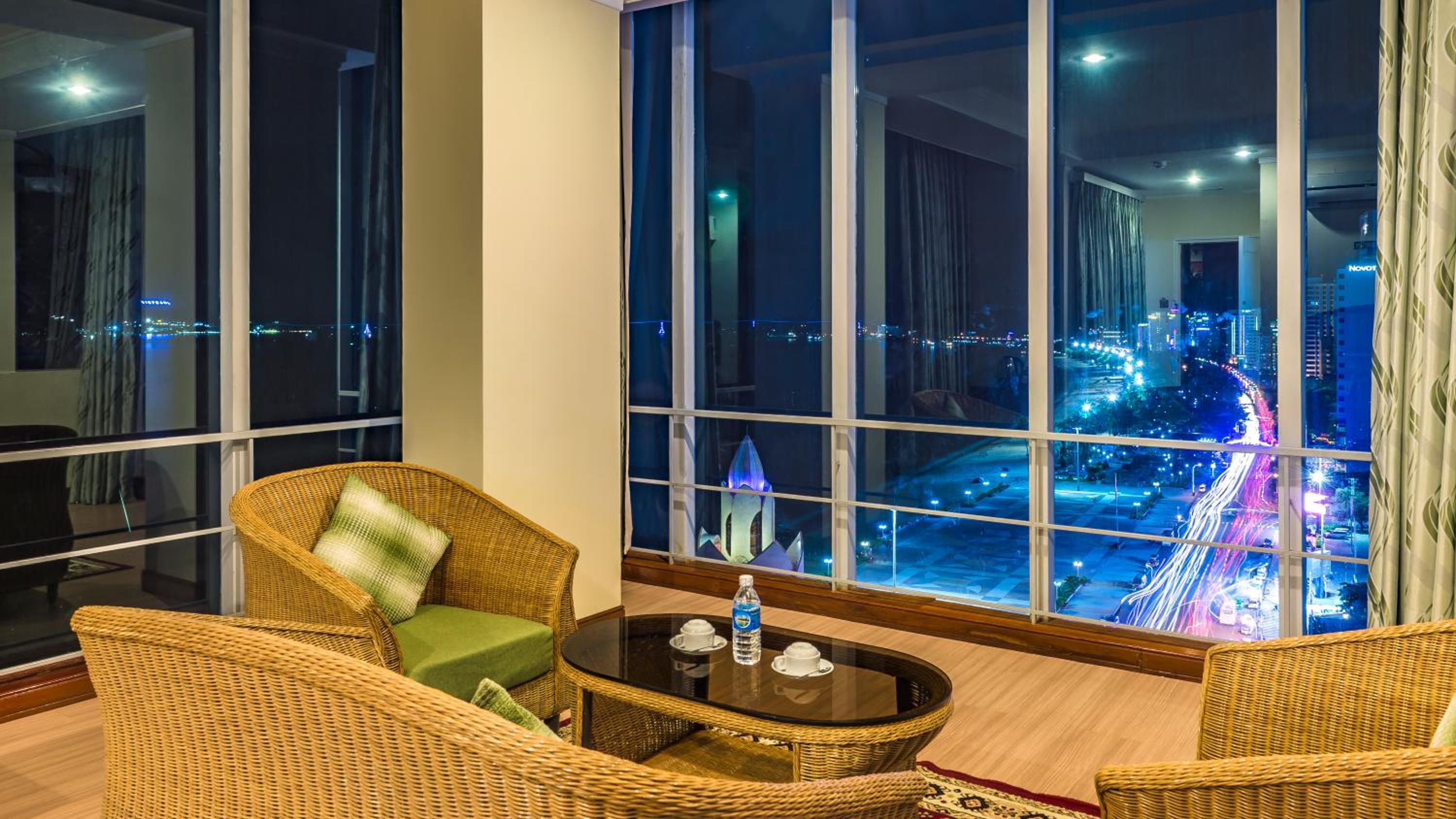 Suite with Ocean View - Photo 6