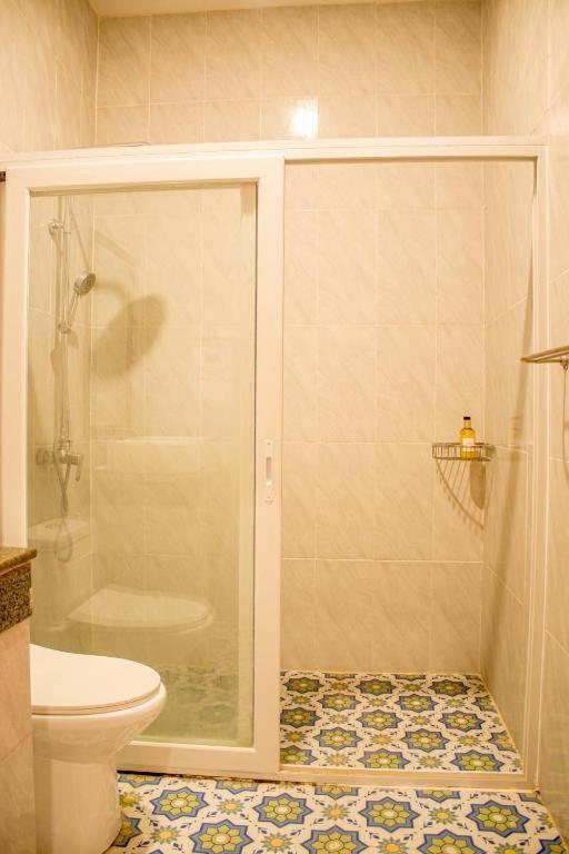 Deluxe Double Room with Balcony photo 3