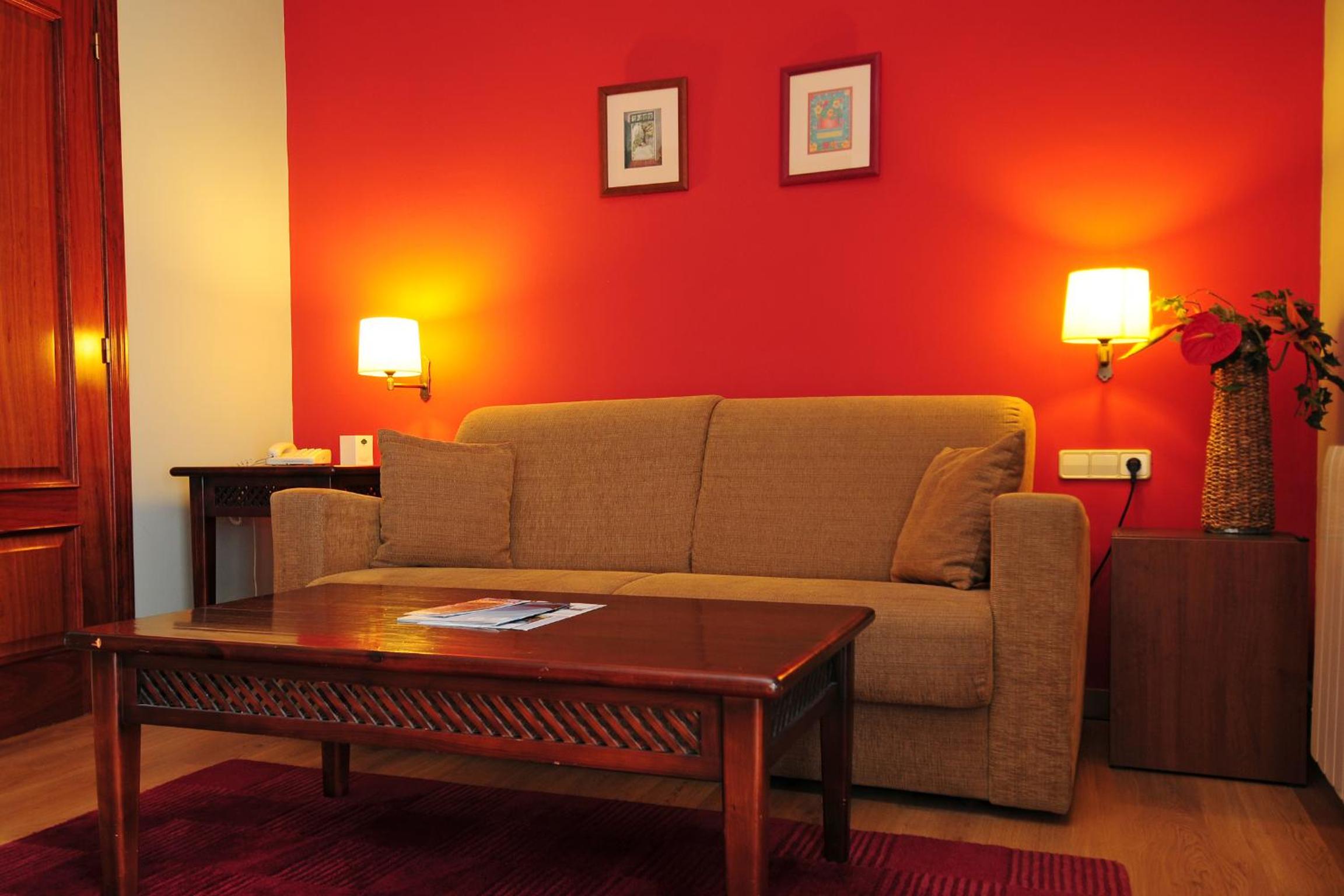 Junior Suite with Mountain View photo 2