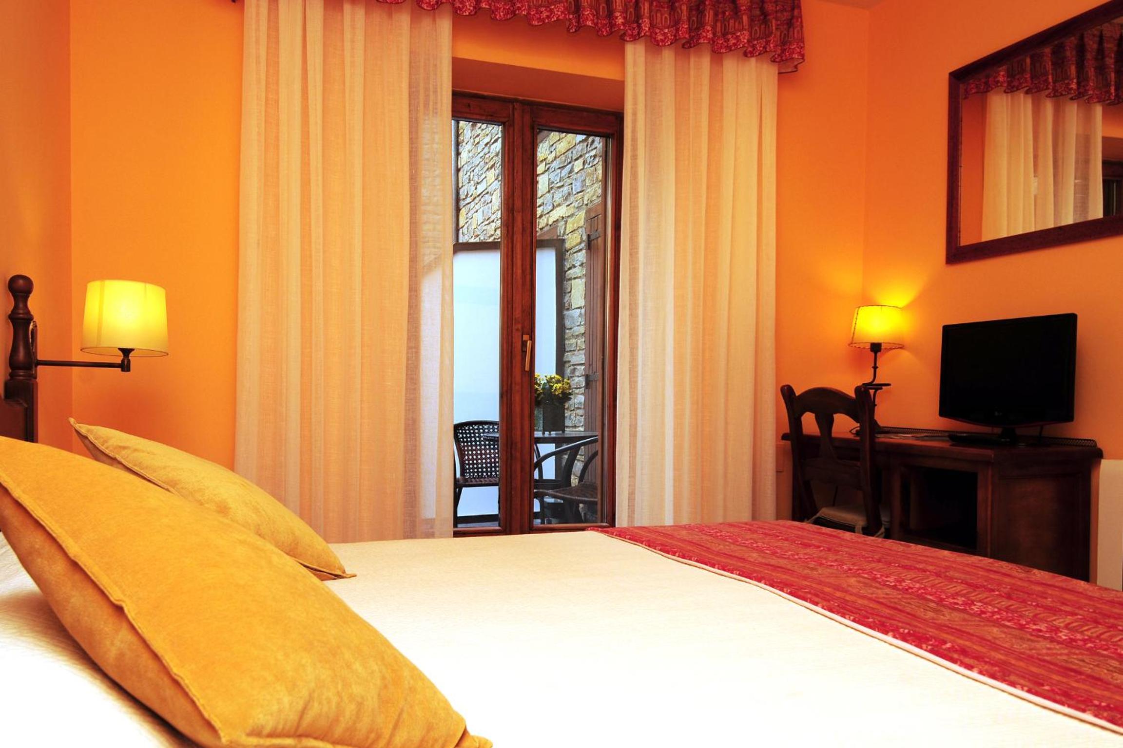 Double or Twin Room photo 2
