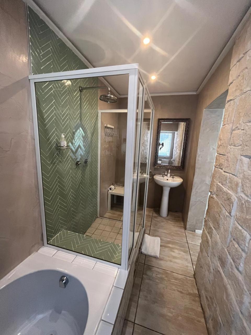 King Room Business - Photo 3