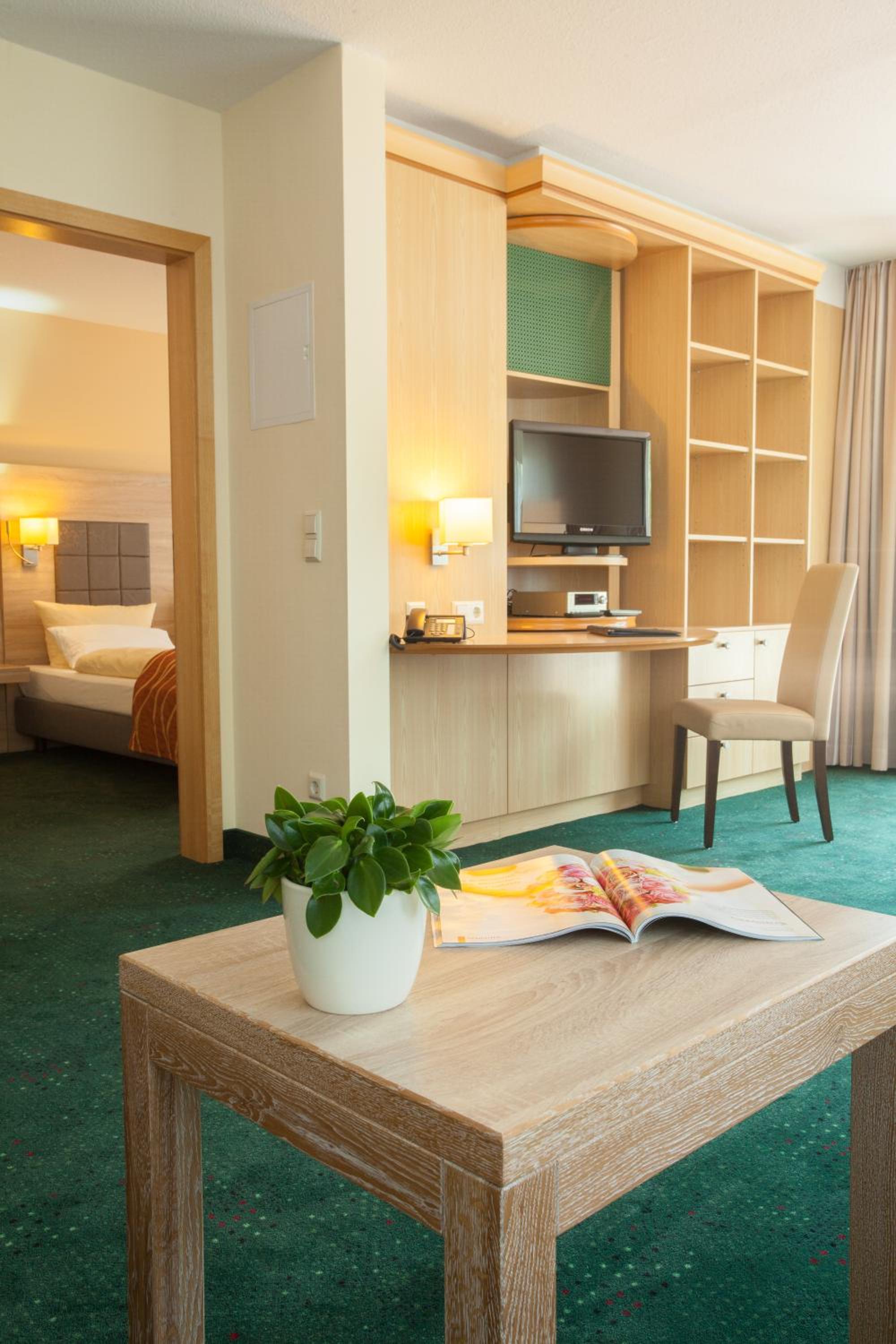 Deluxe Suite photo 2