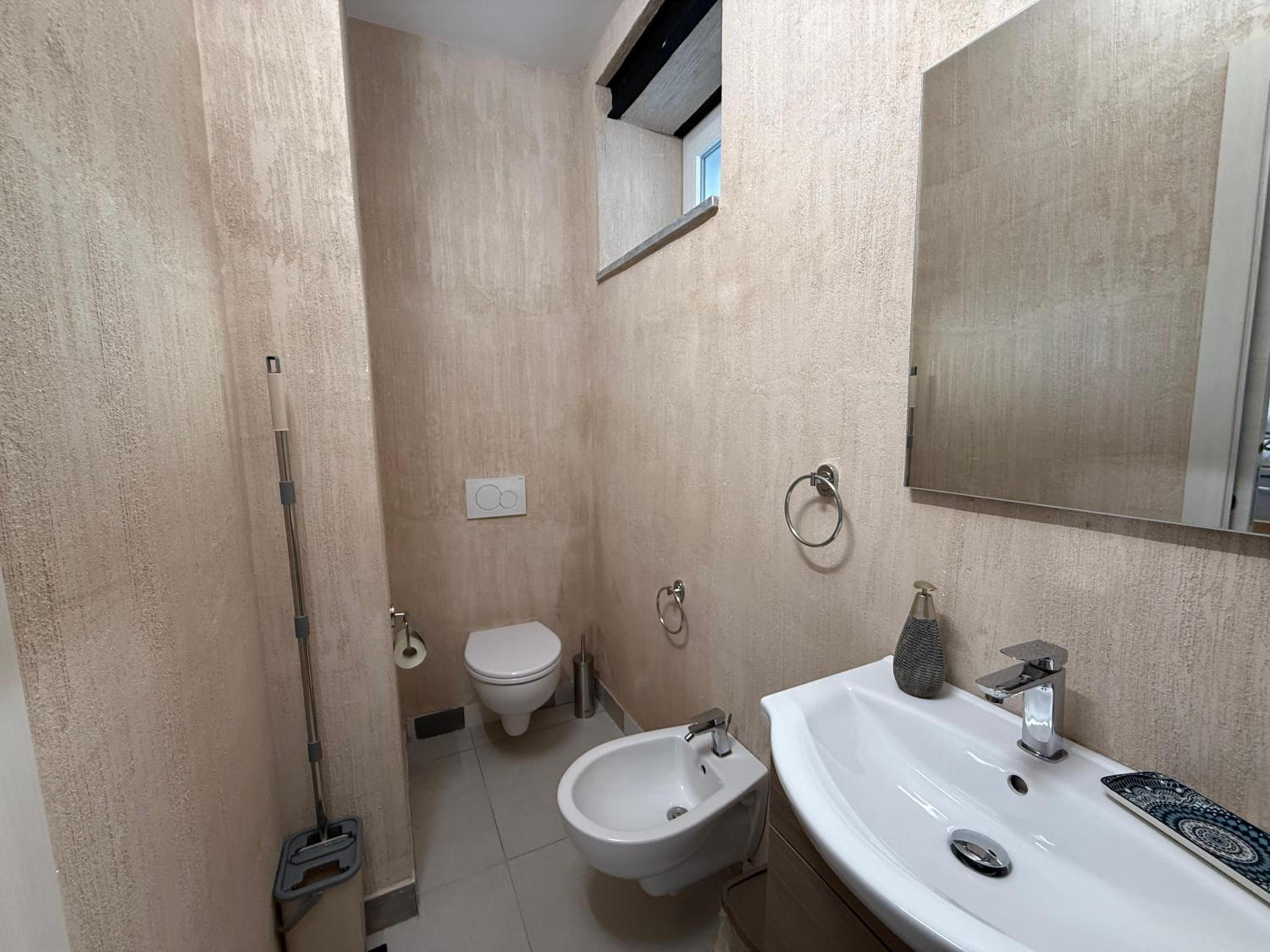 Two-Bedroom Deluxe Apartment photo 1