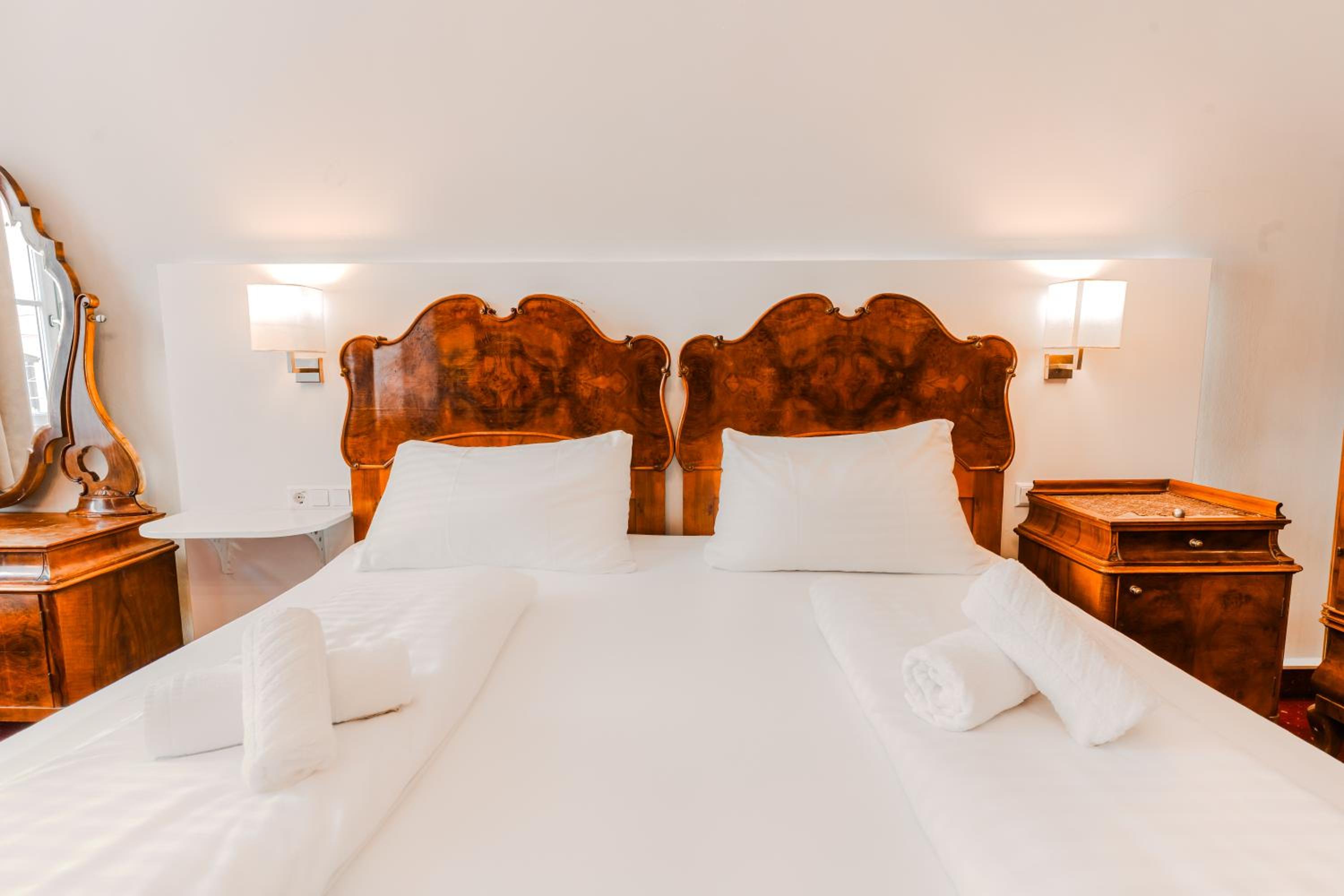 Double Room with Sofa Bed photo 3