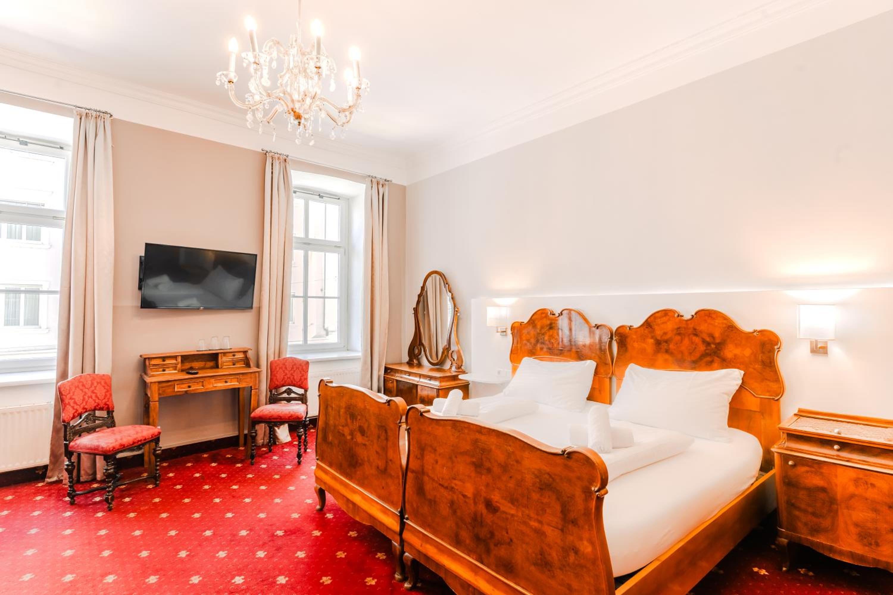 Double Room with Sofa Bed photo 1