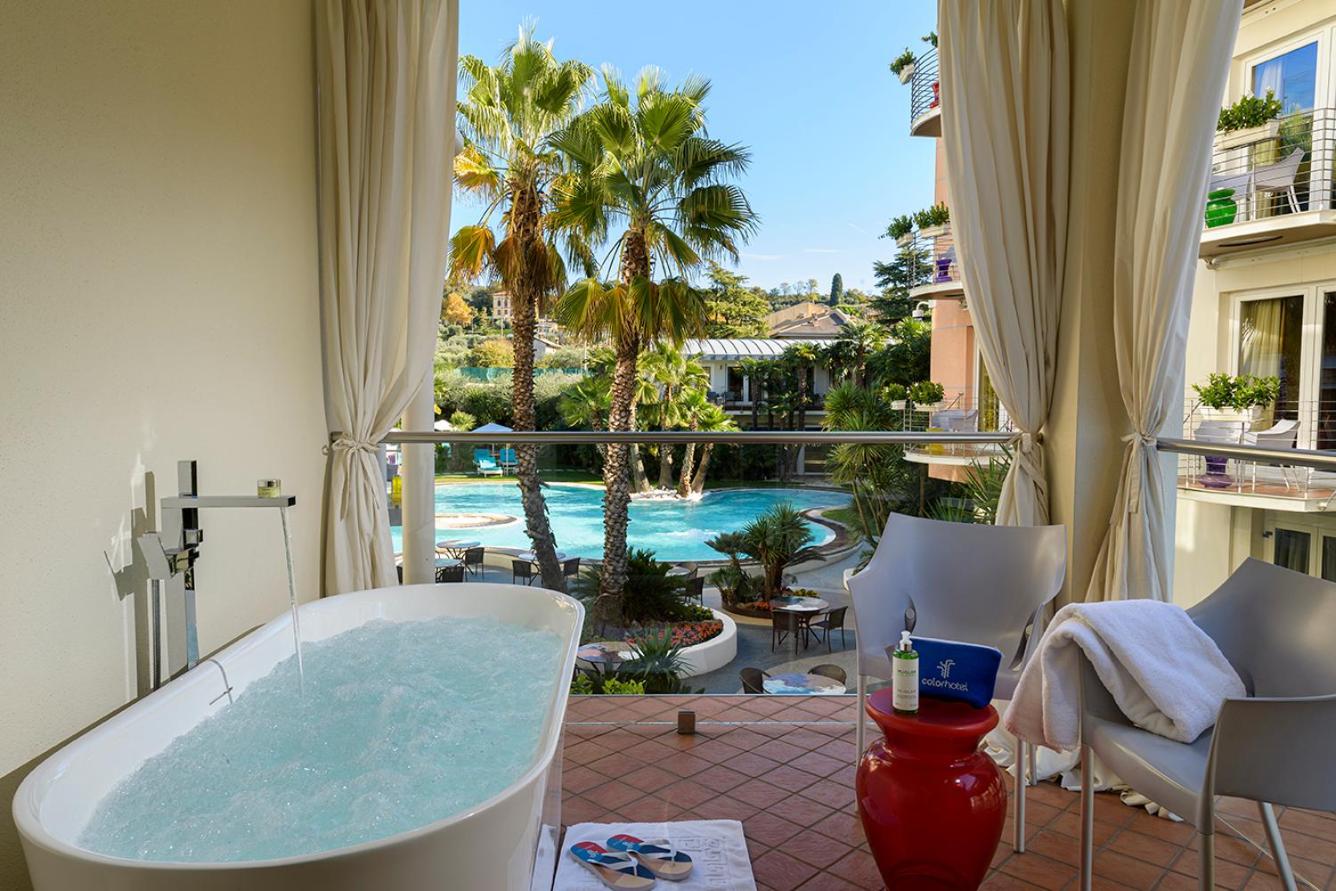 Junior Suite with Hot Tub photo 2