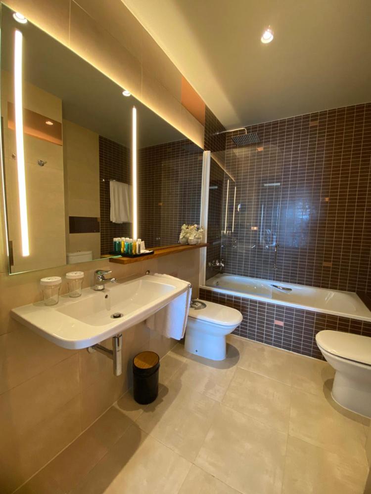 Standard Triple Room with Sea View