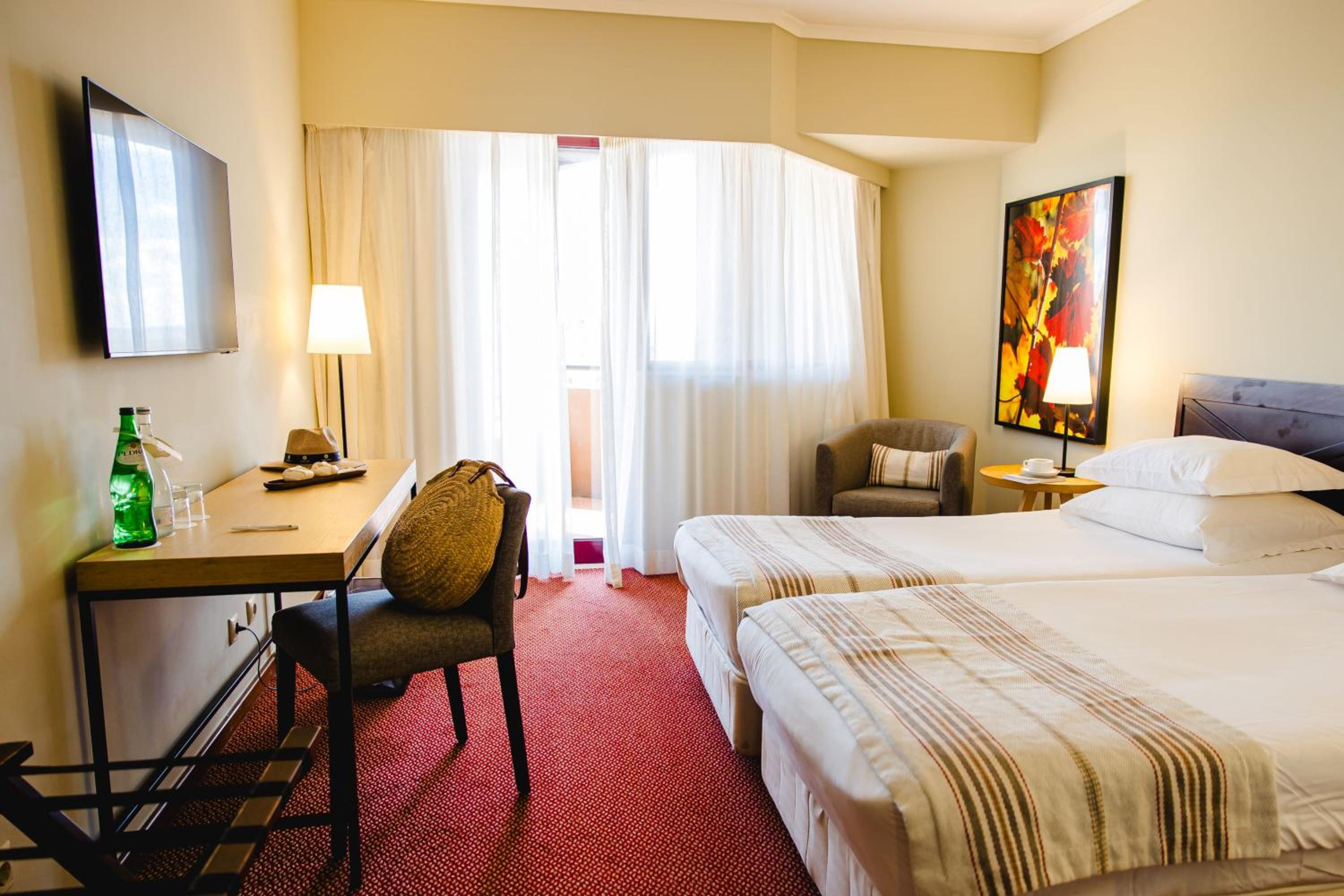 Comfort Twin Room - Photo 2