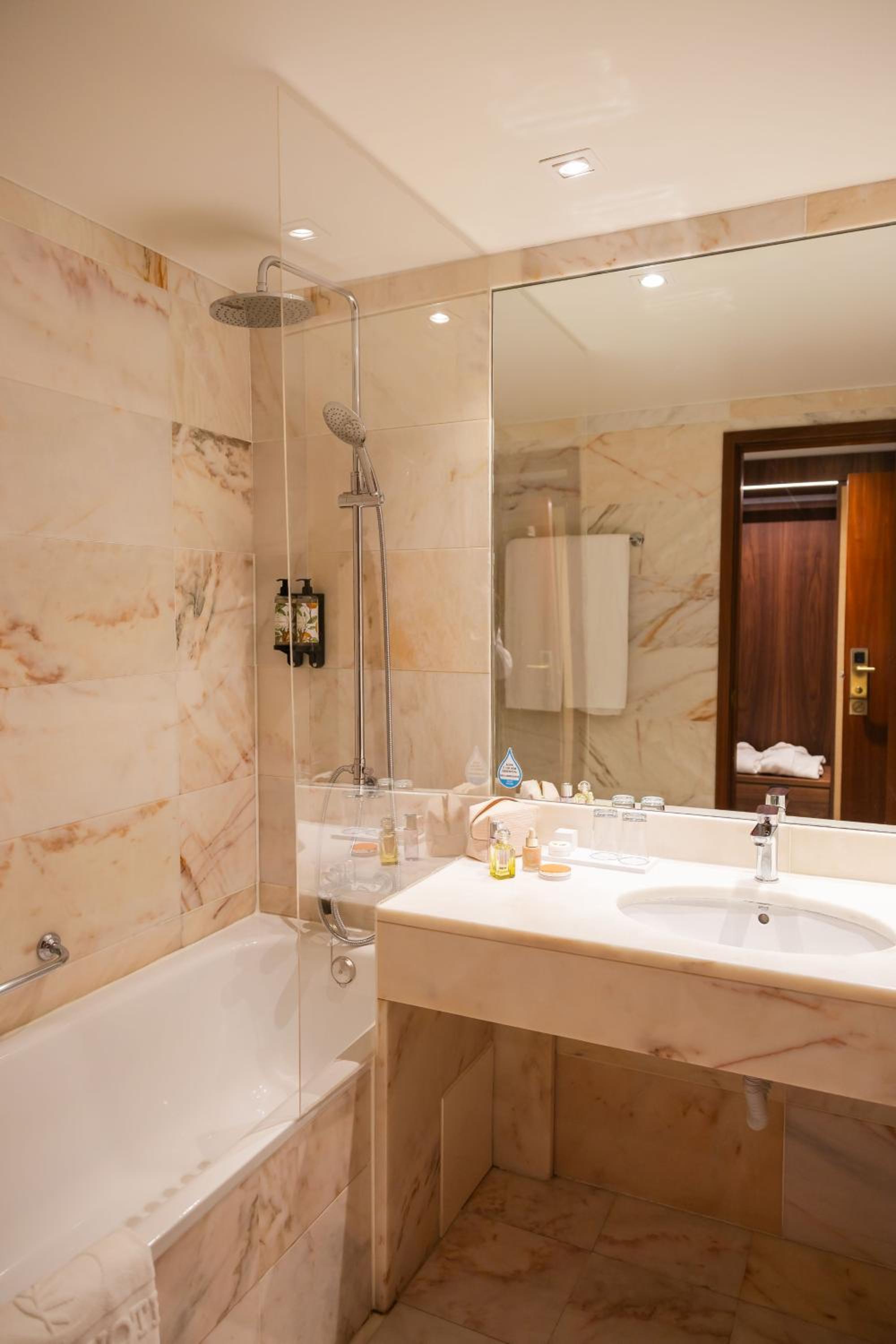 Prestige Double Room - Photo 5