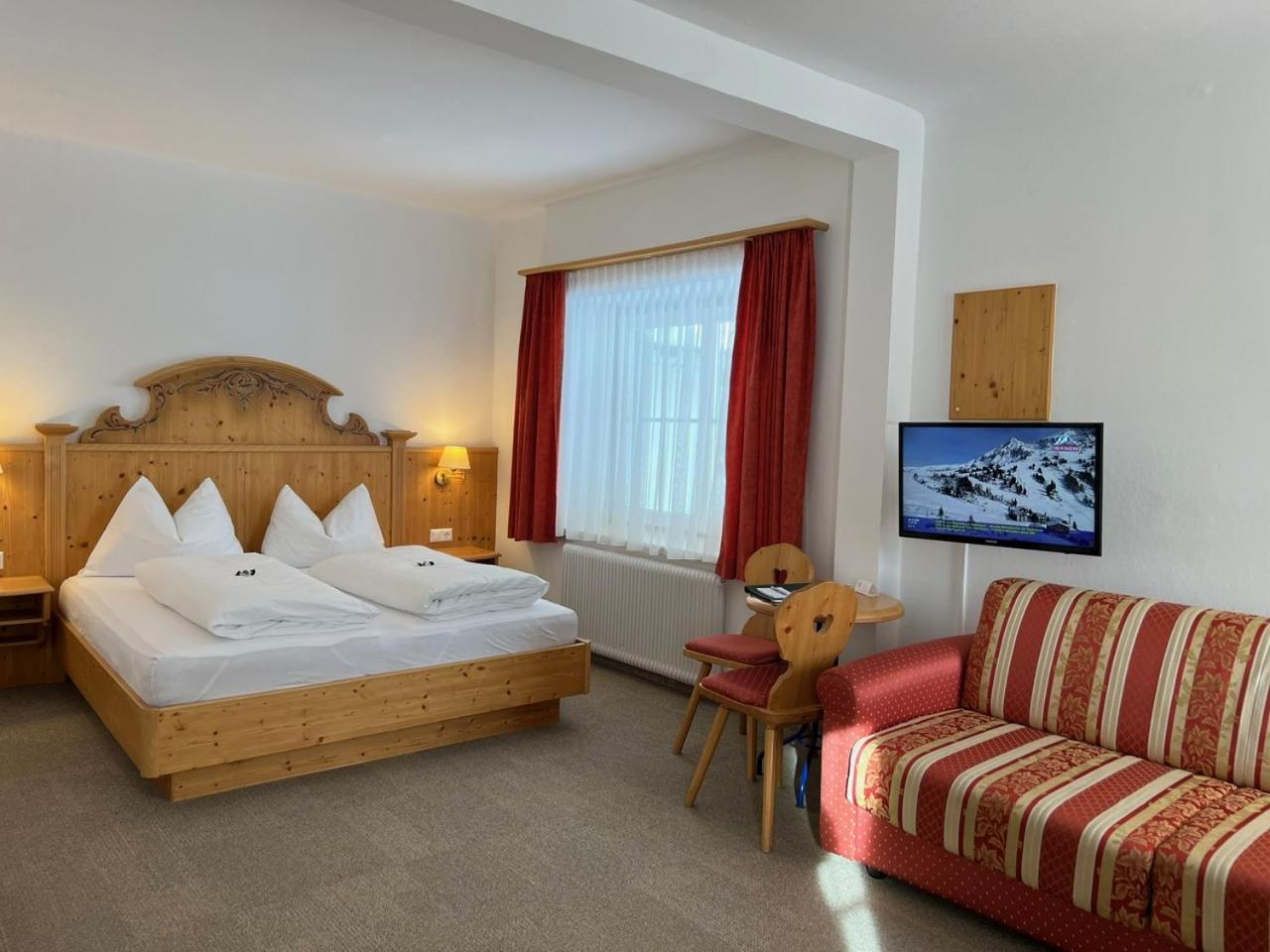 Double Room with Mountain View photo 1