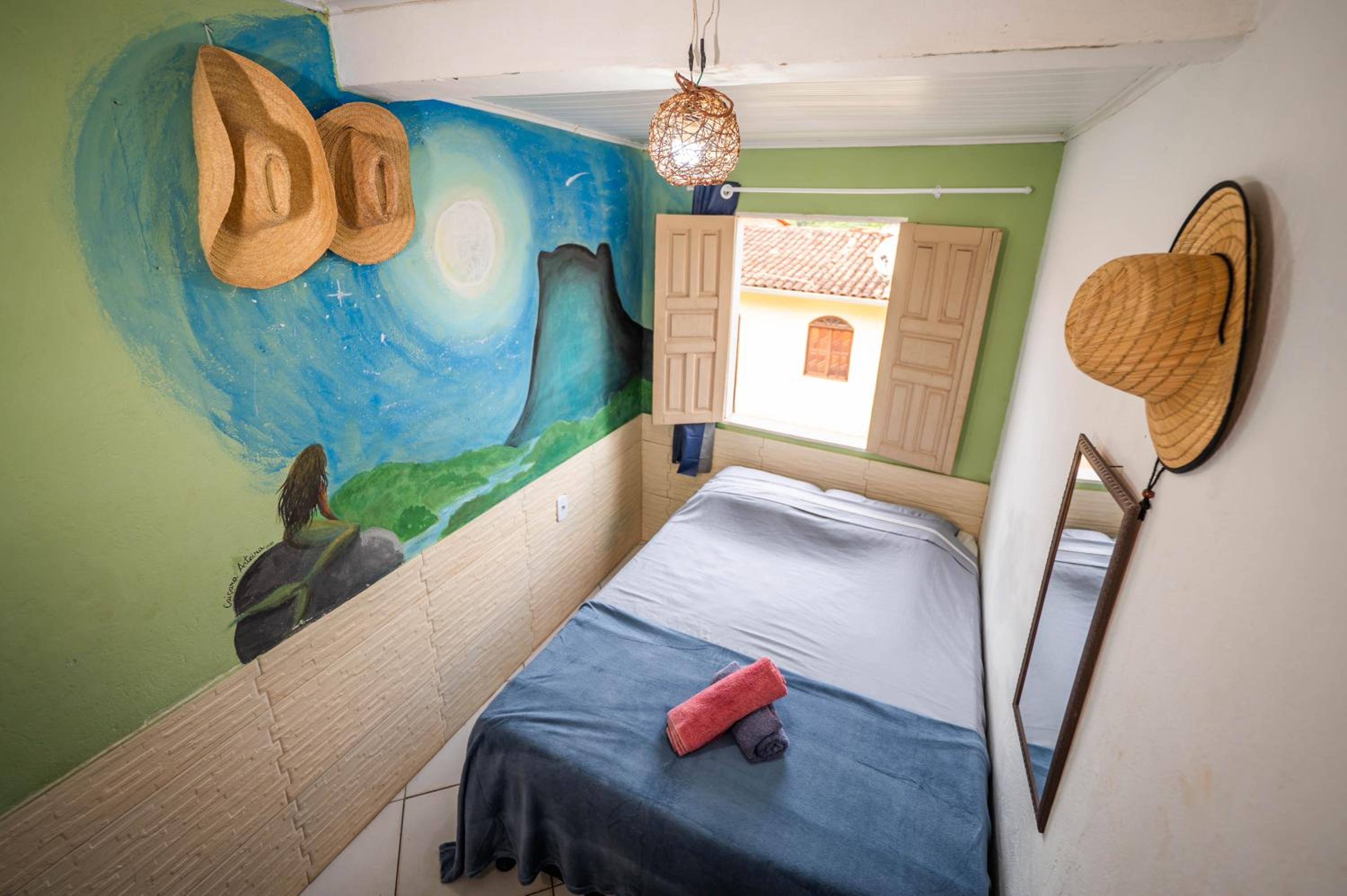 Double Room with Shared Bathroom photo 2