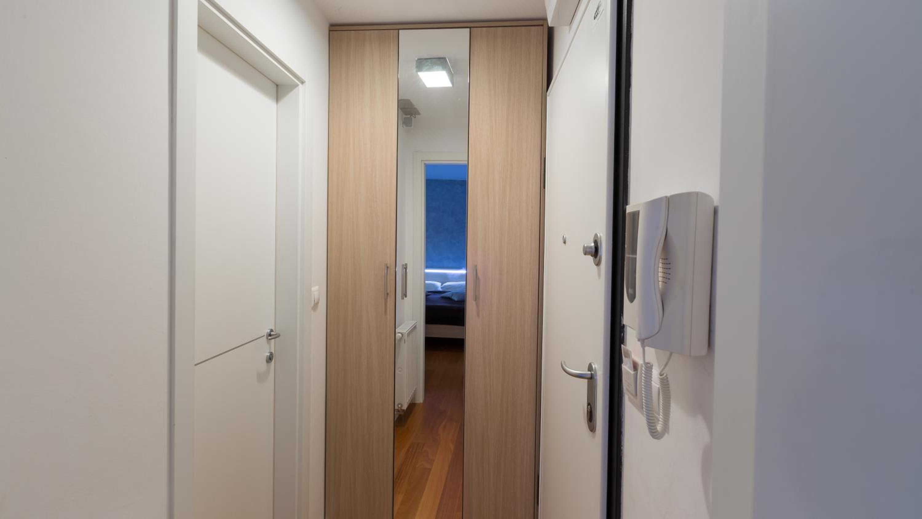 One-Bedroom Apartment (2 - 4 Adults) - Photo 13