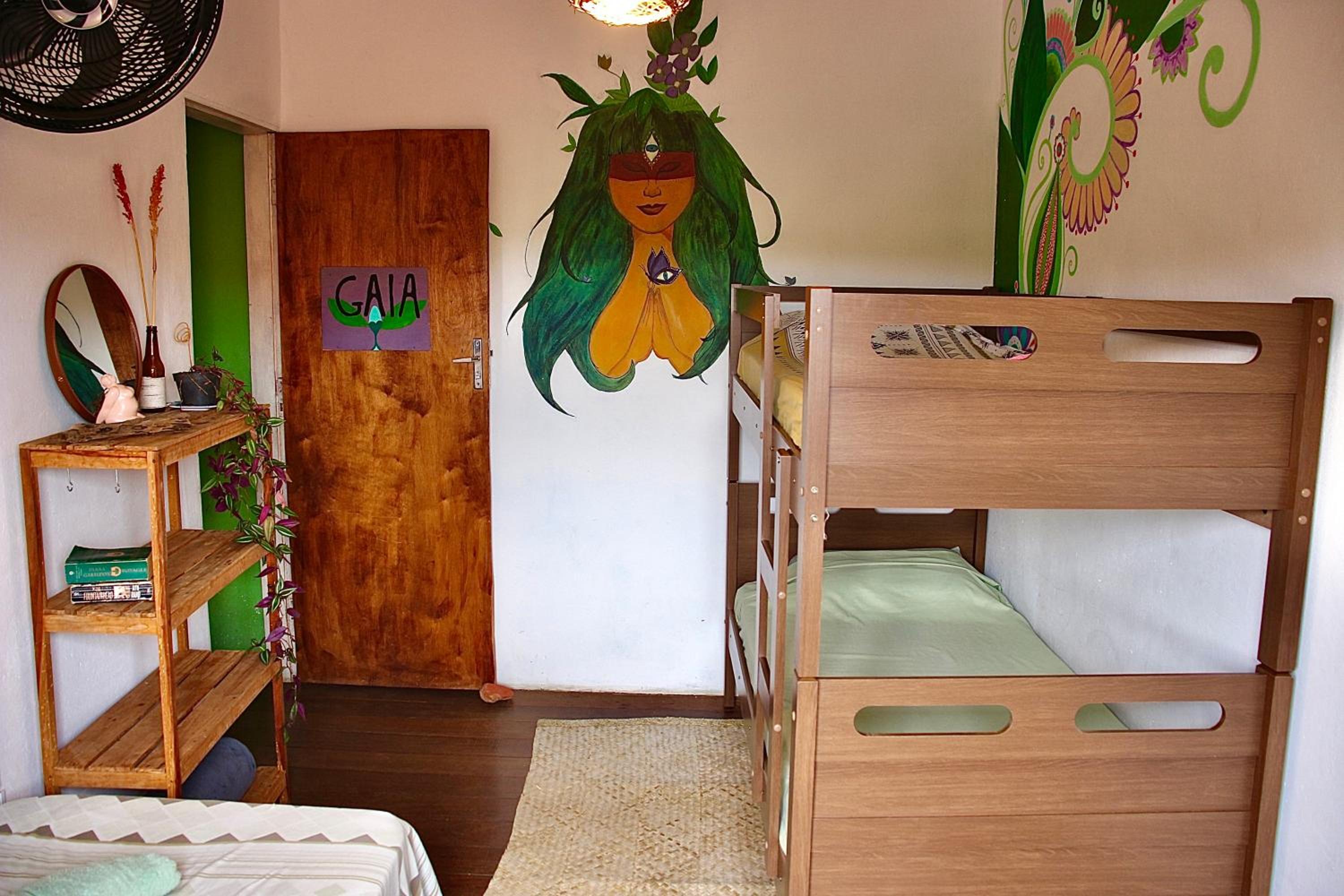 Bed in 4-Bed Female Dormitory Room photo 3