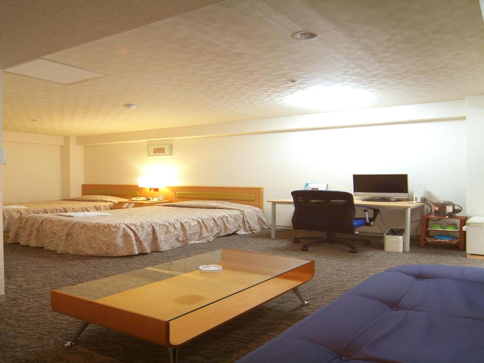 Deluxe Twin Room with Extrabed - Smoking