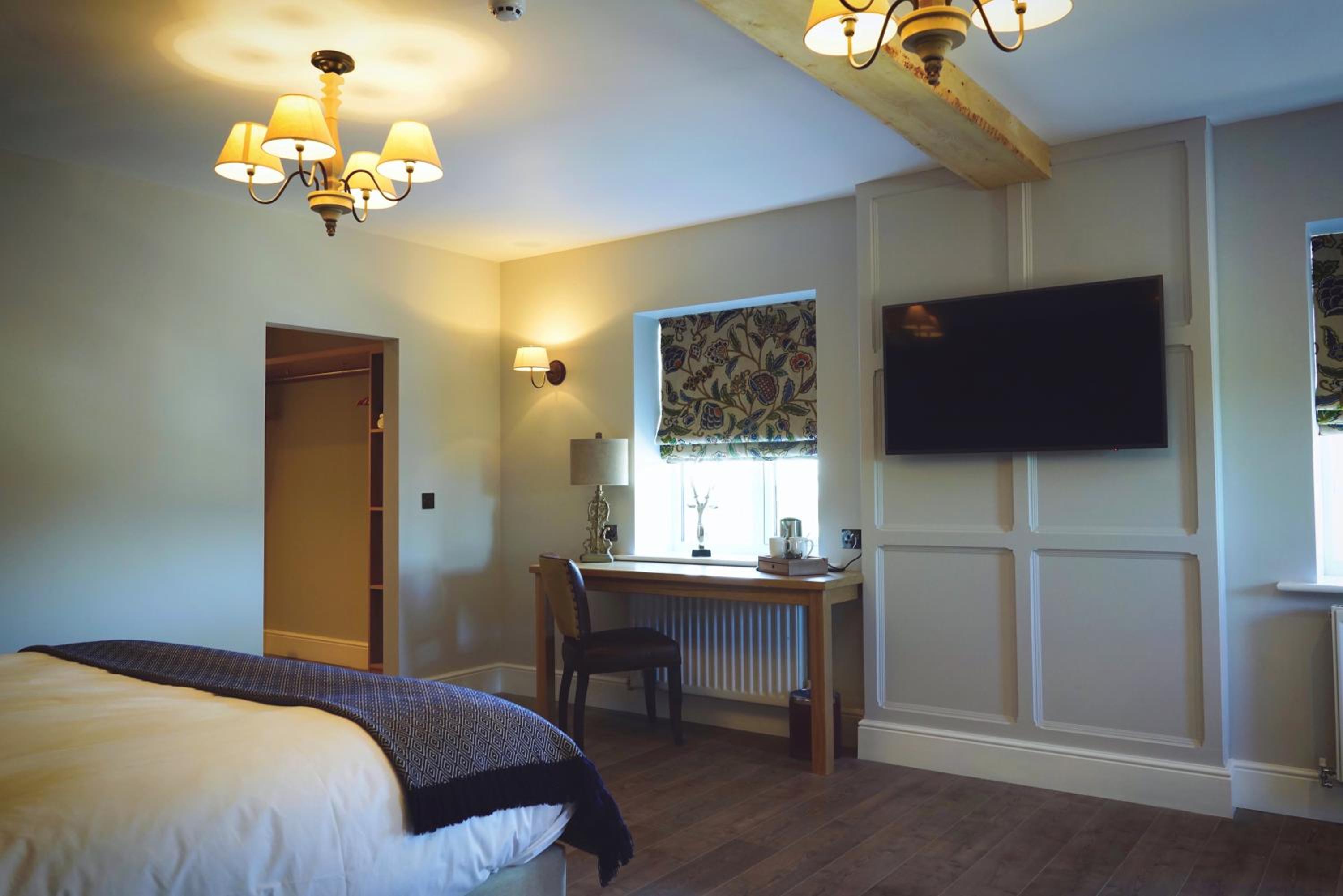 Luxury Suite photo 1