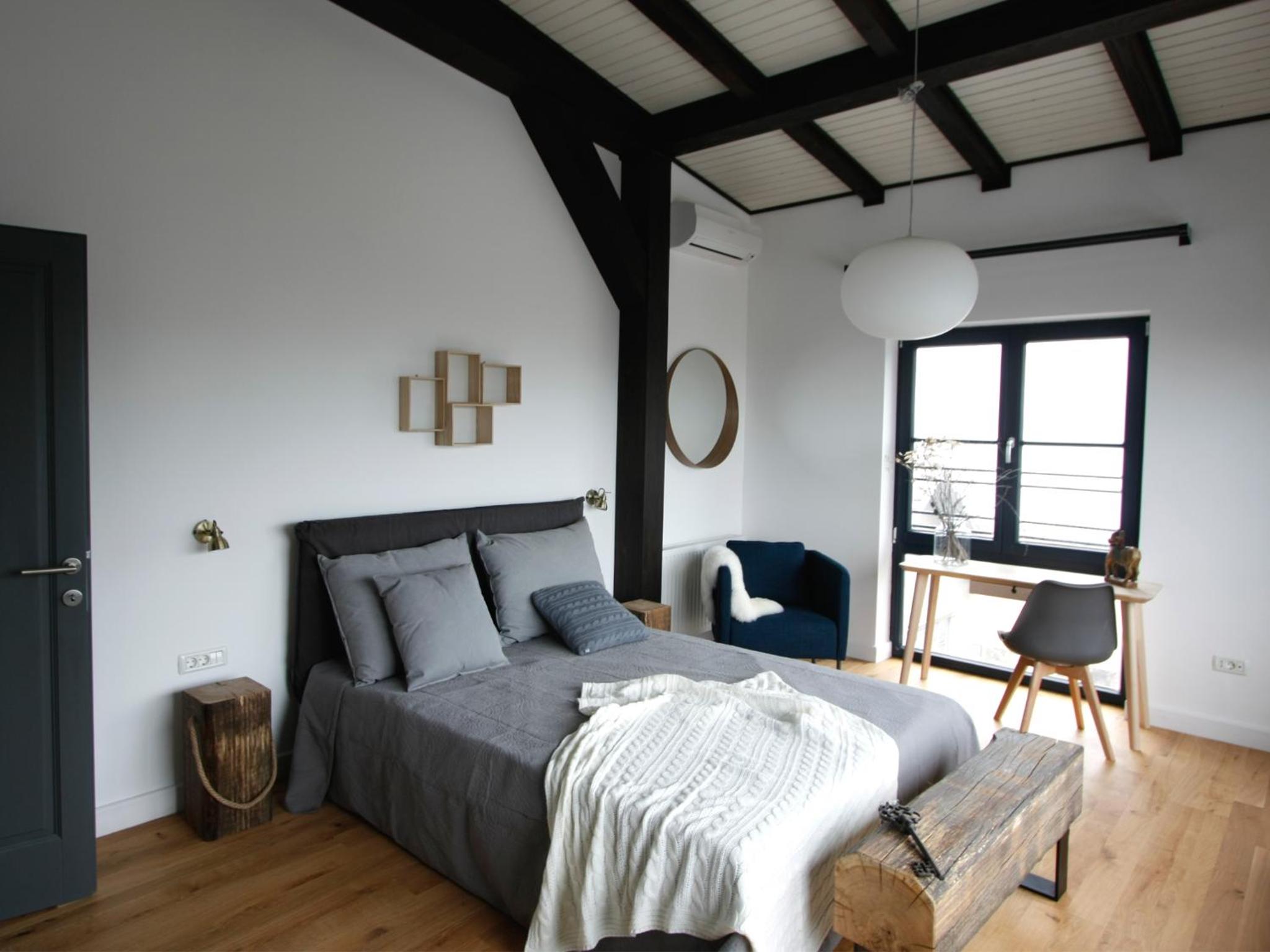Deluxe Double Room - Pine View  photo 1