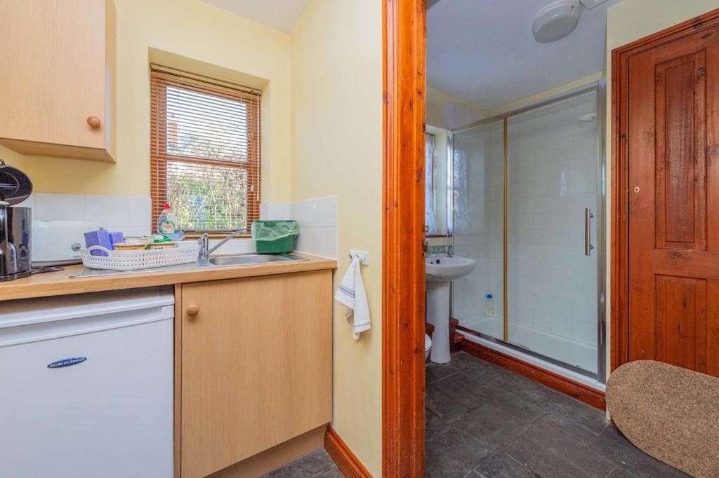Studio Apartment photo 3