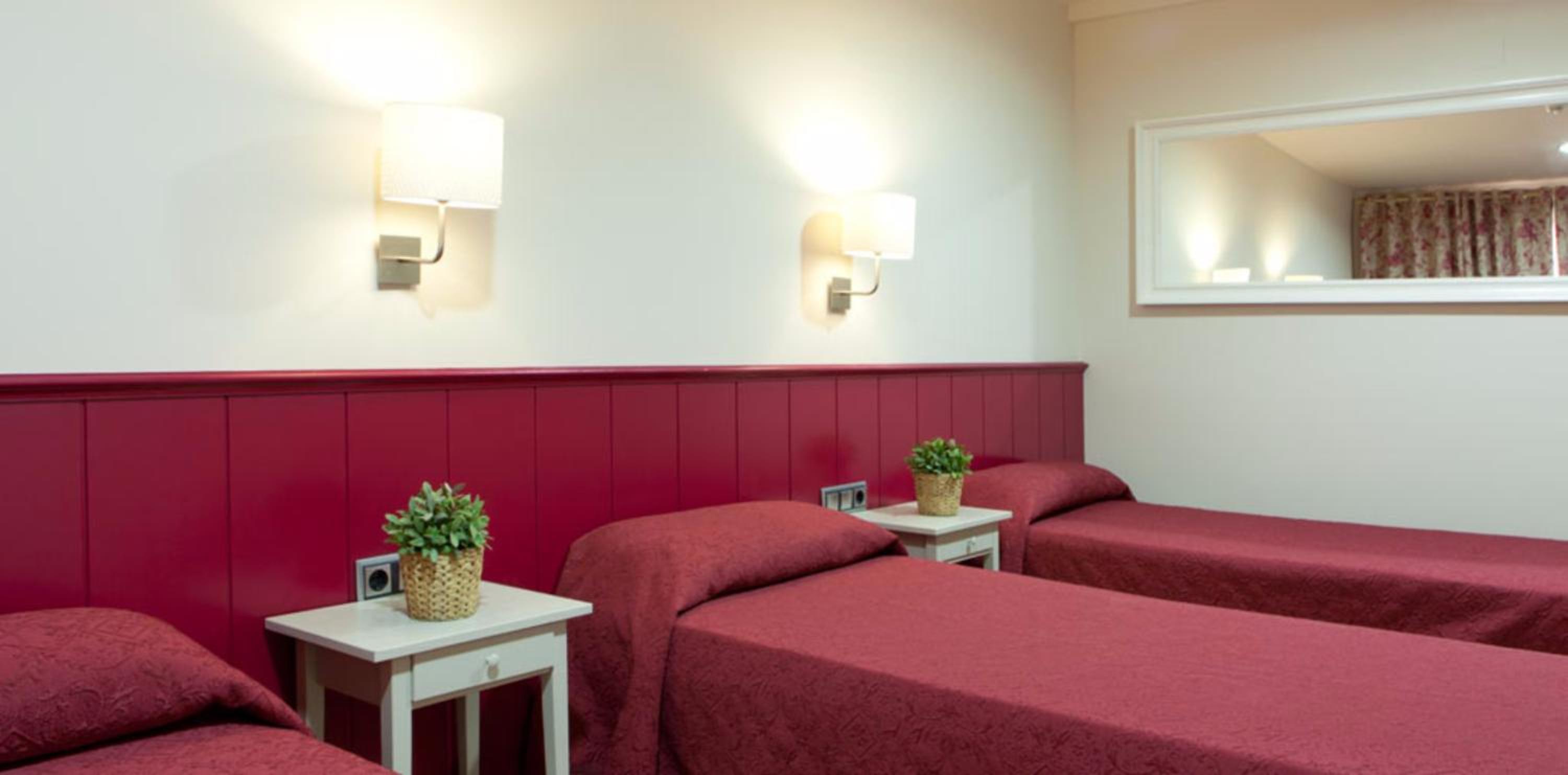 Triple Room - Photo 2