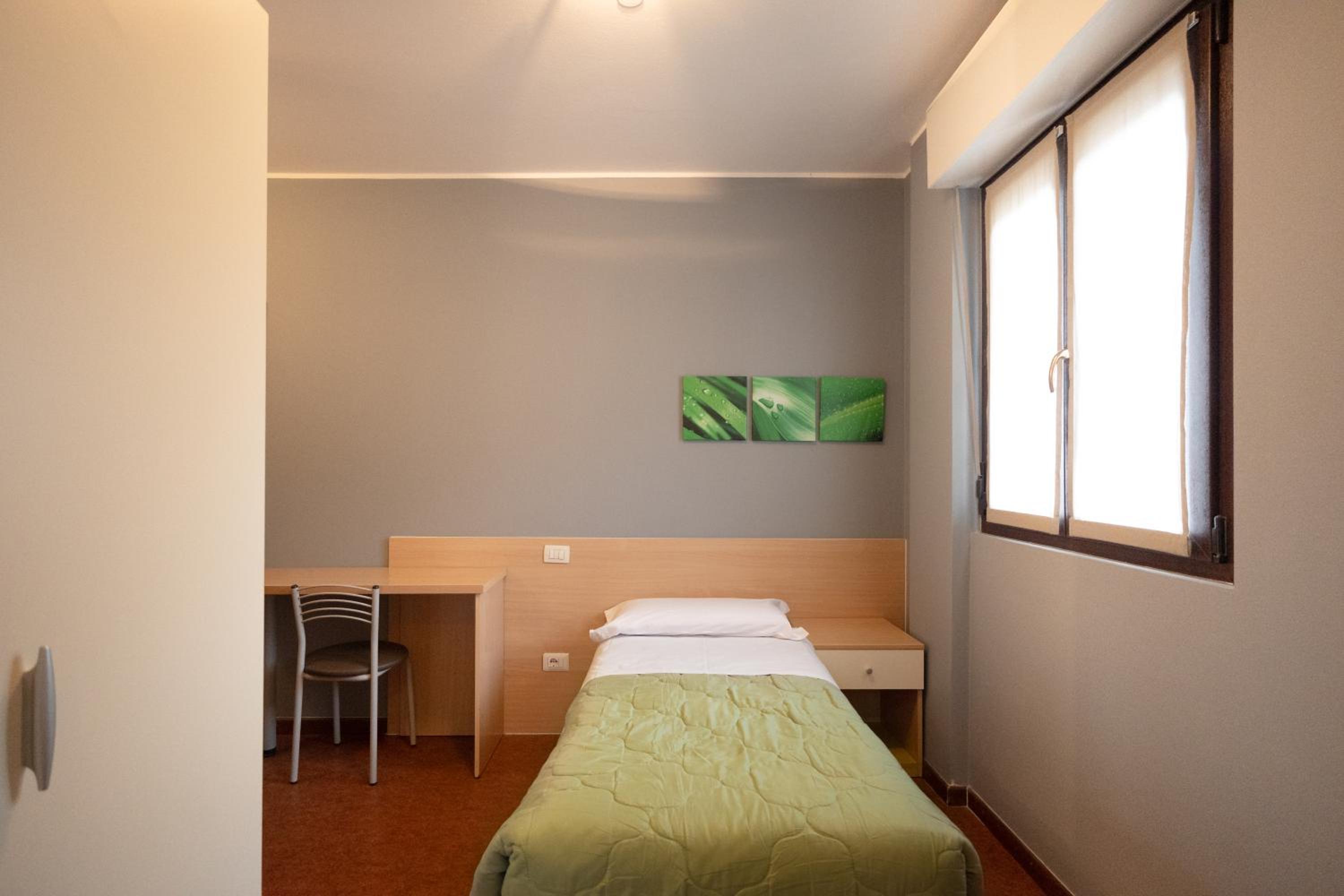 Single Room photo 1