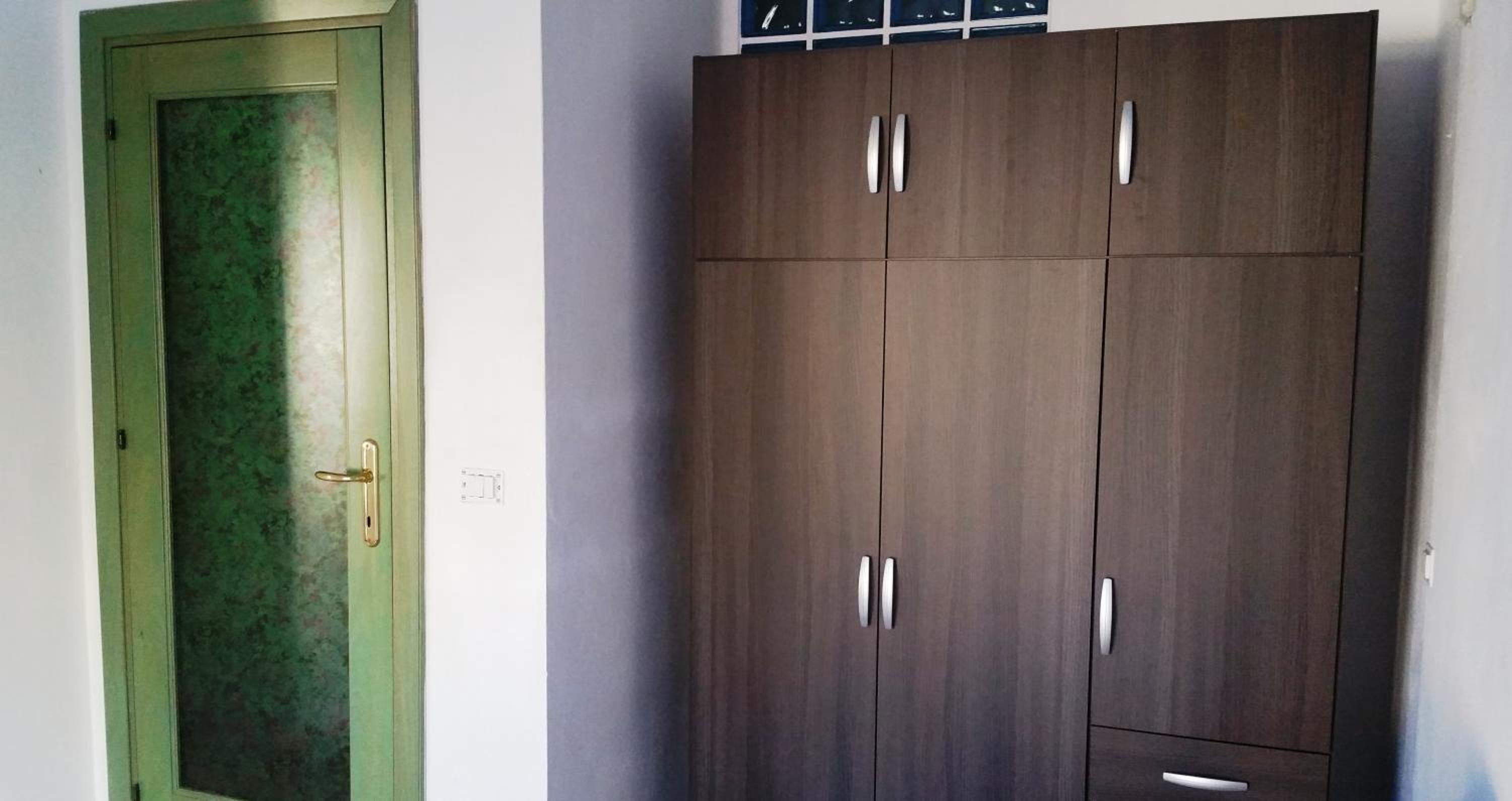 Two-Bedroom House photo 3