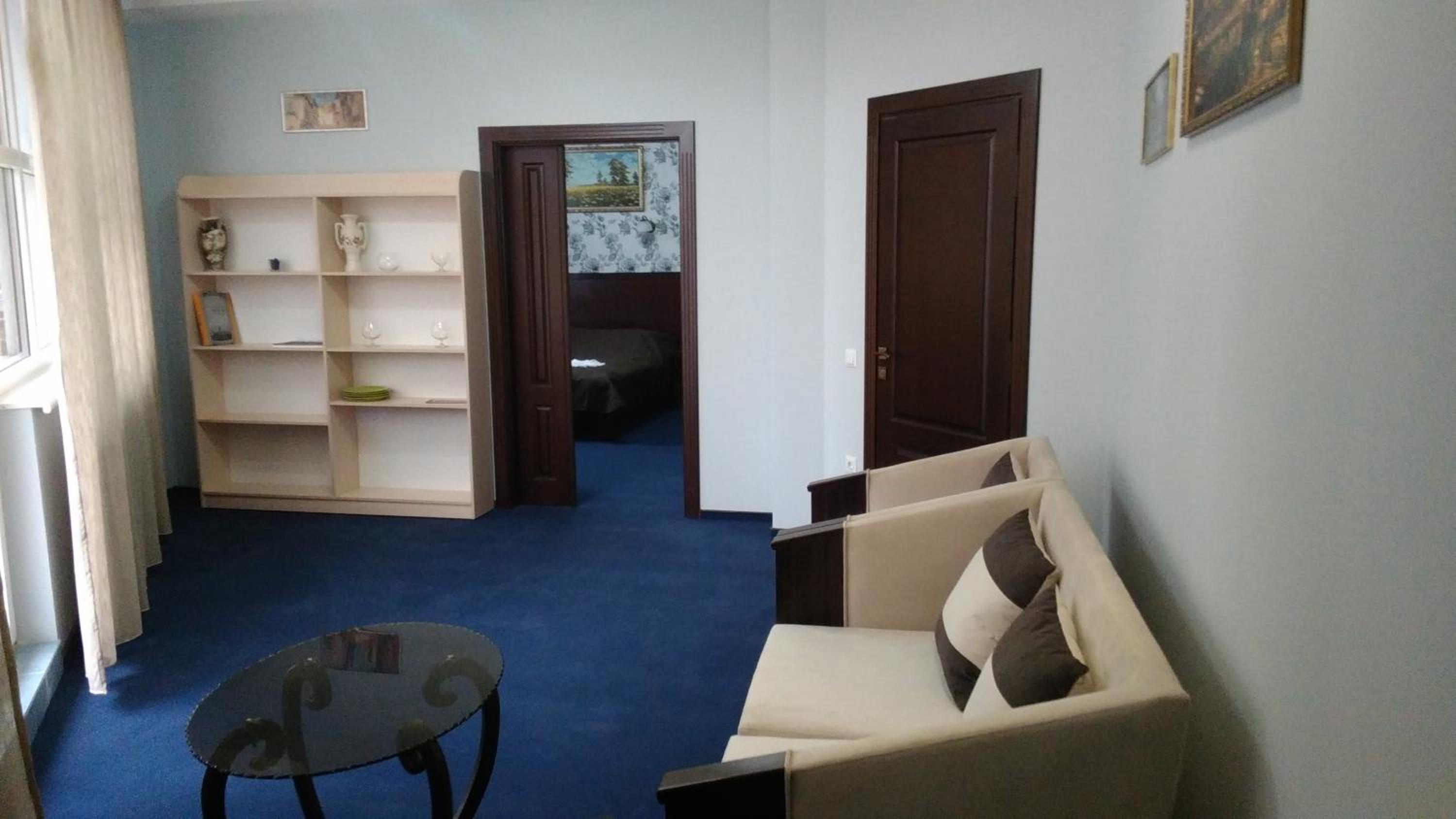 One-Bedroom Suite with Balcony