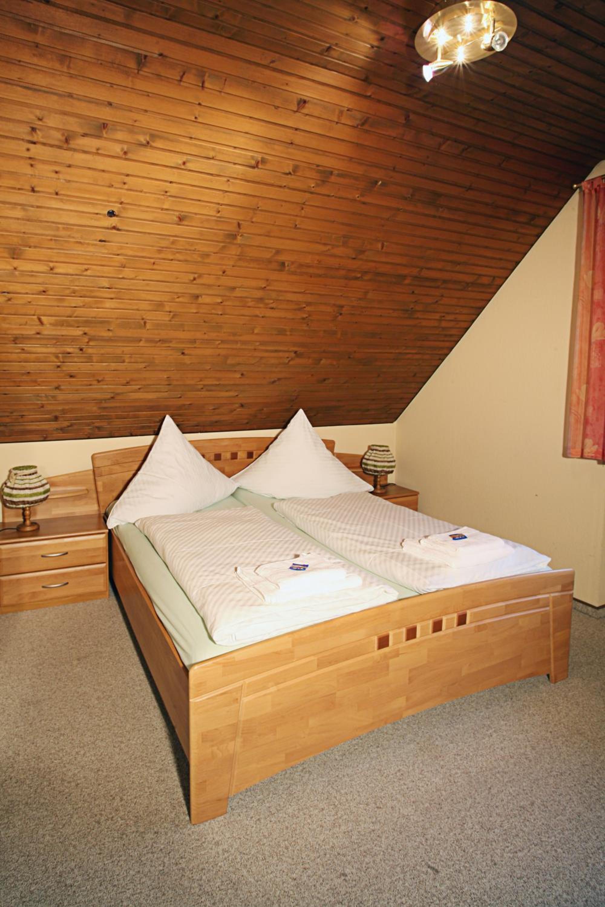Economy Double Room photo 2
