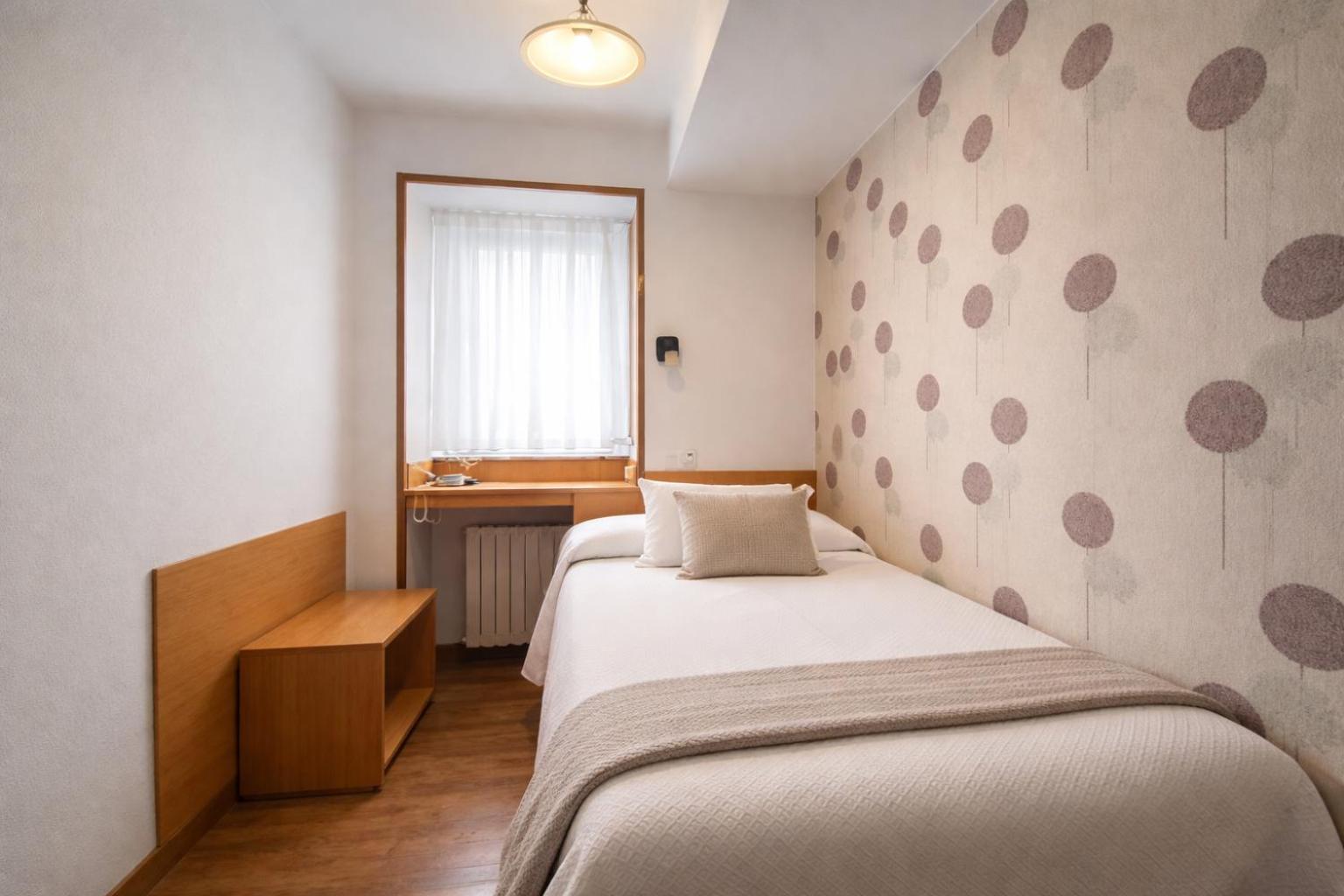 Single Room photo 1