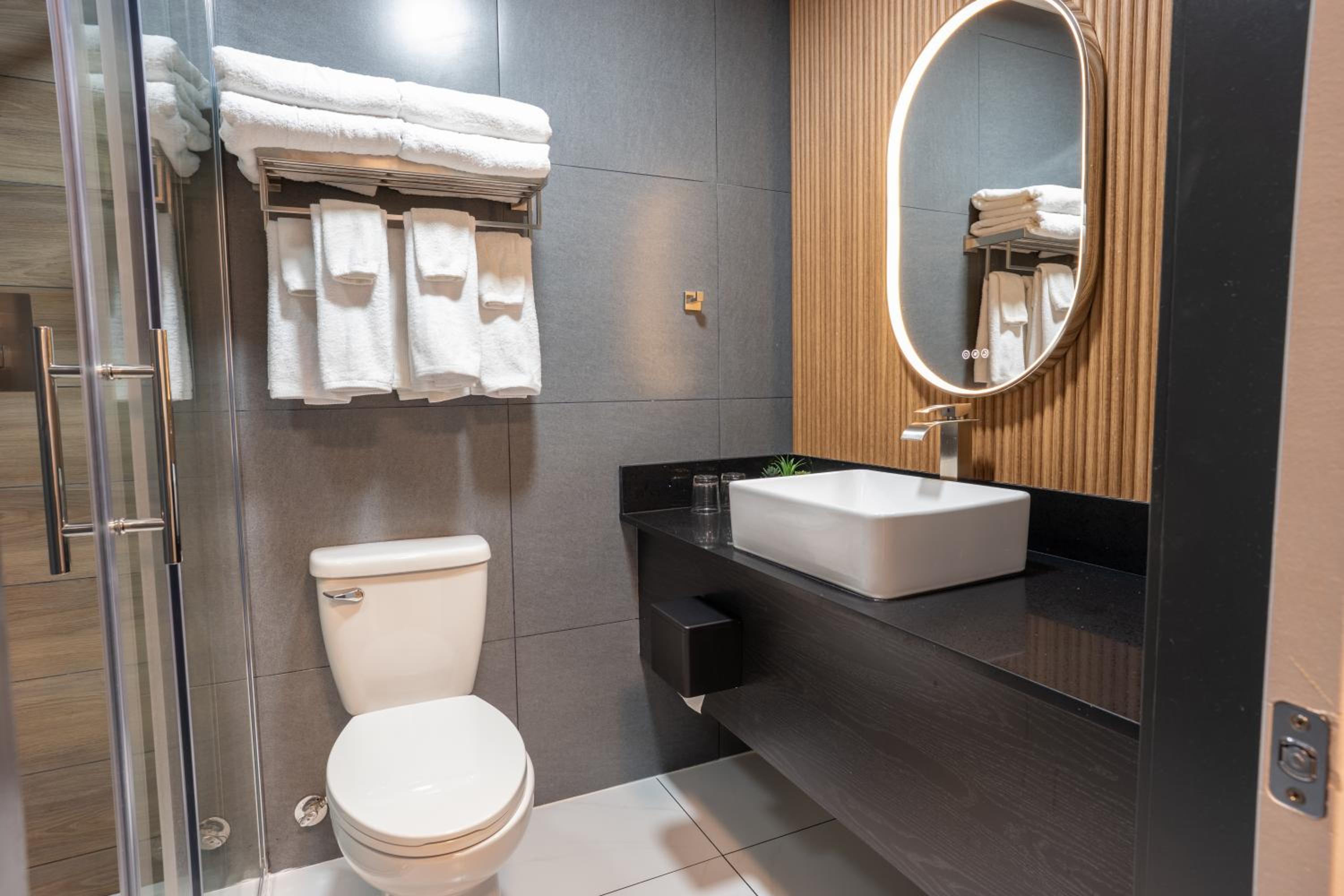  Classic King Room with Kitchenette photo 1