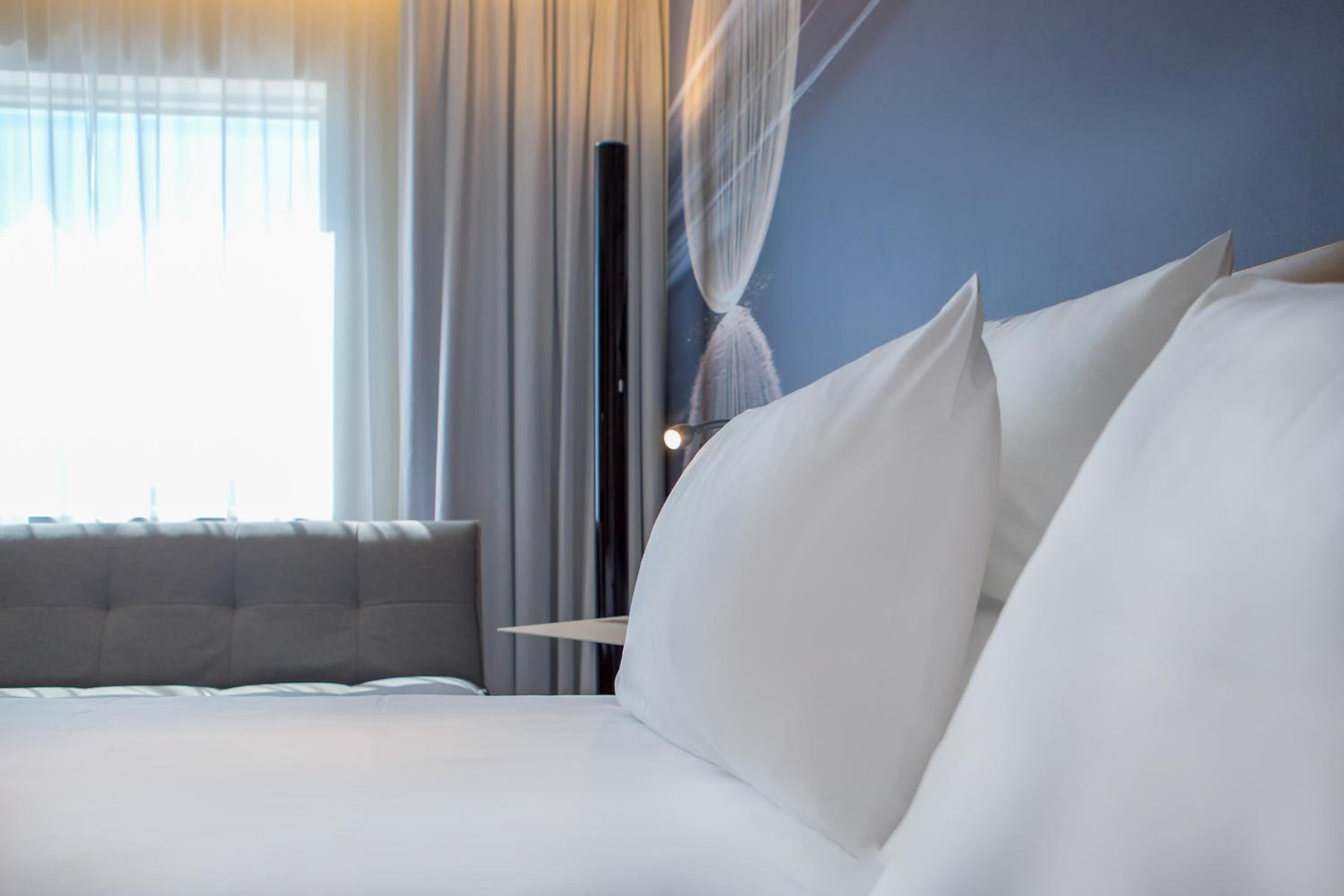 Superior Double Room with Sofa Bed - Photo 5
