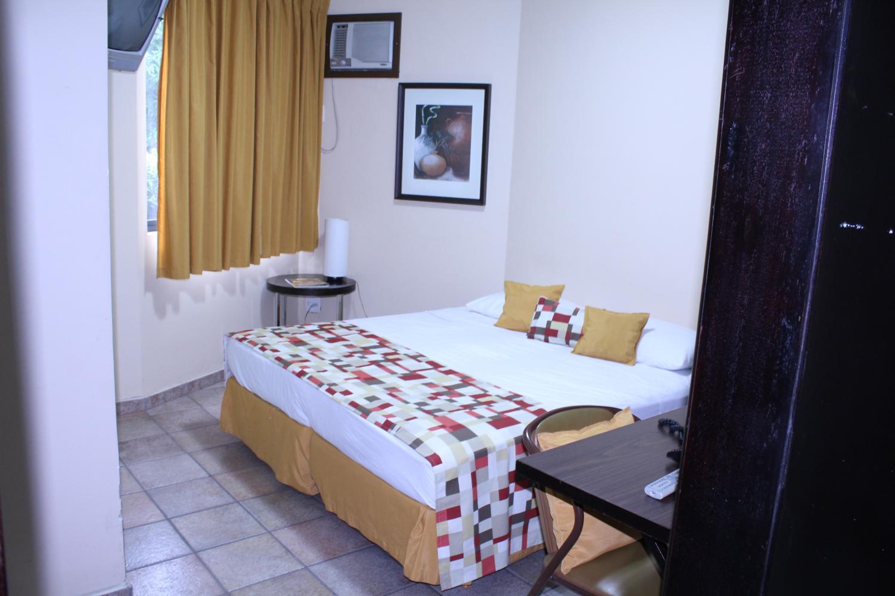 Double Room - Disability Access photo 1