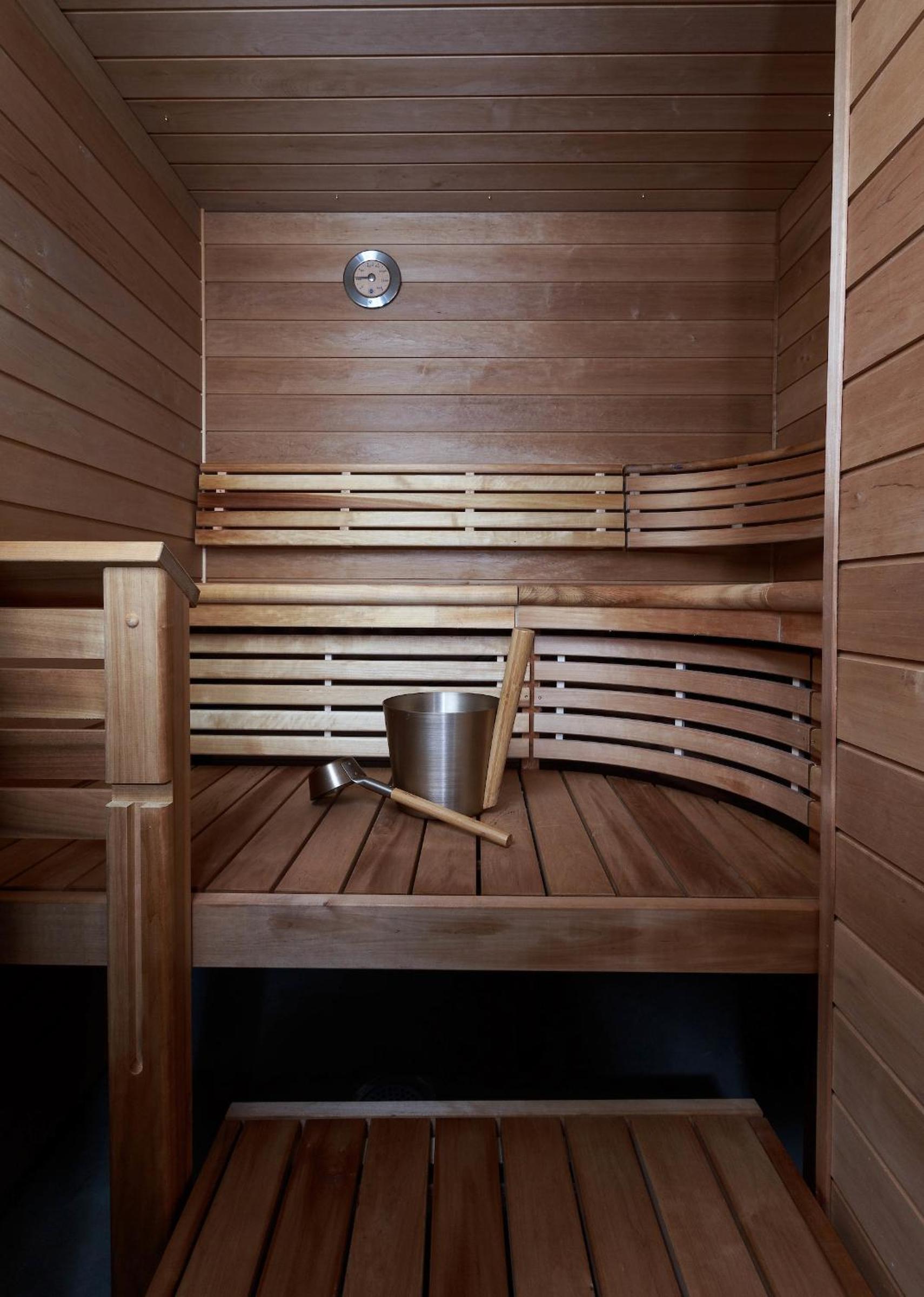 Apartment with Sauna photo 3