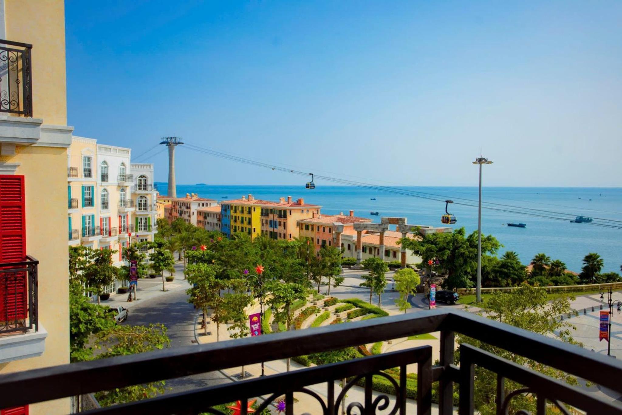 Deluxe Double Room with Sea View