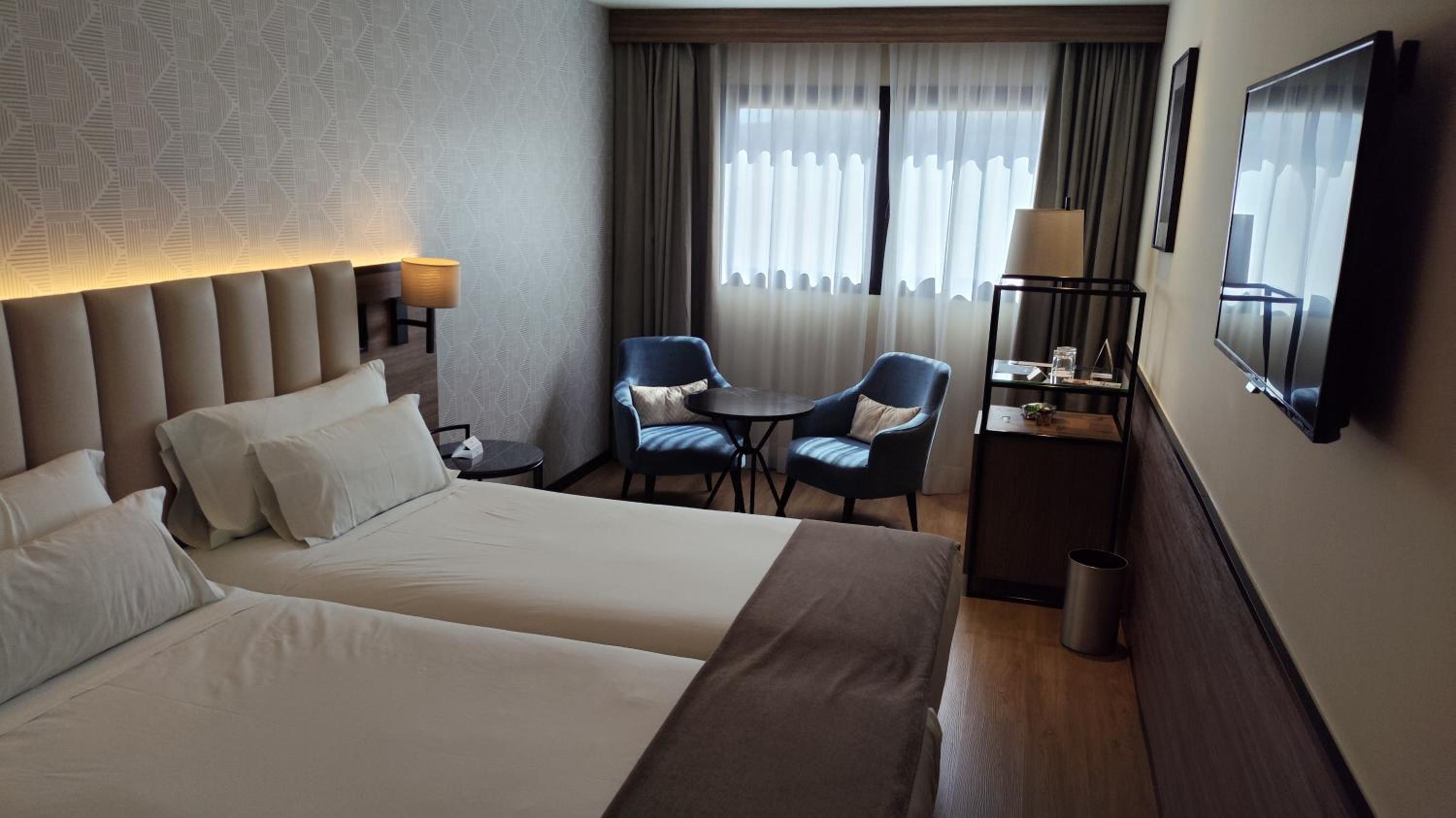Standard Double or Twin Room photo 3